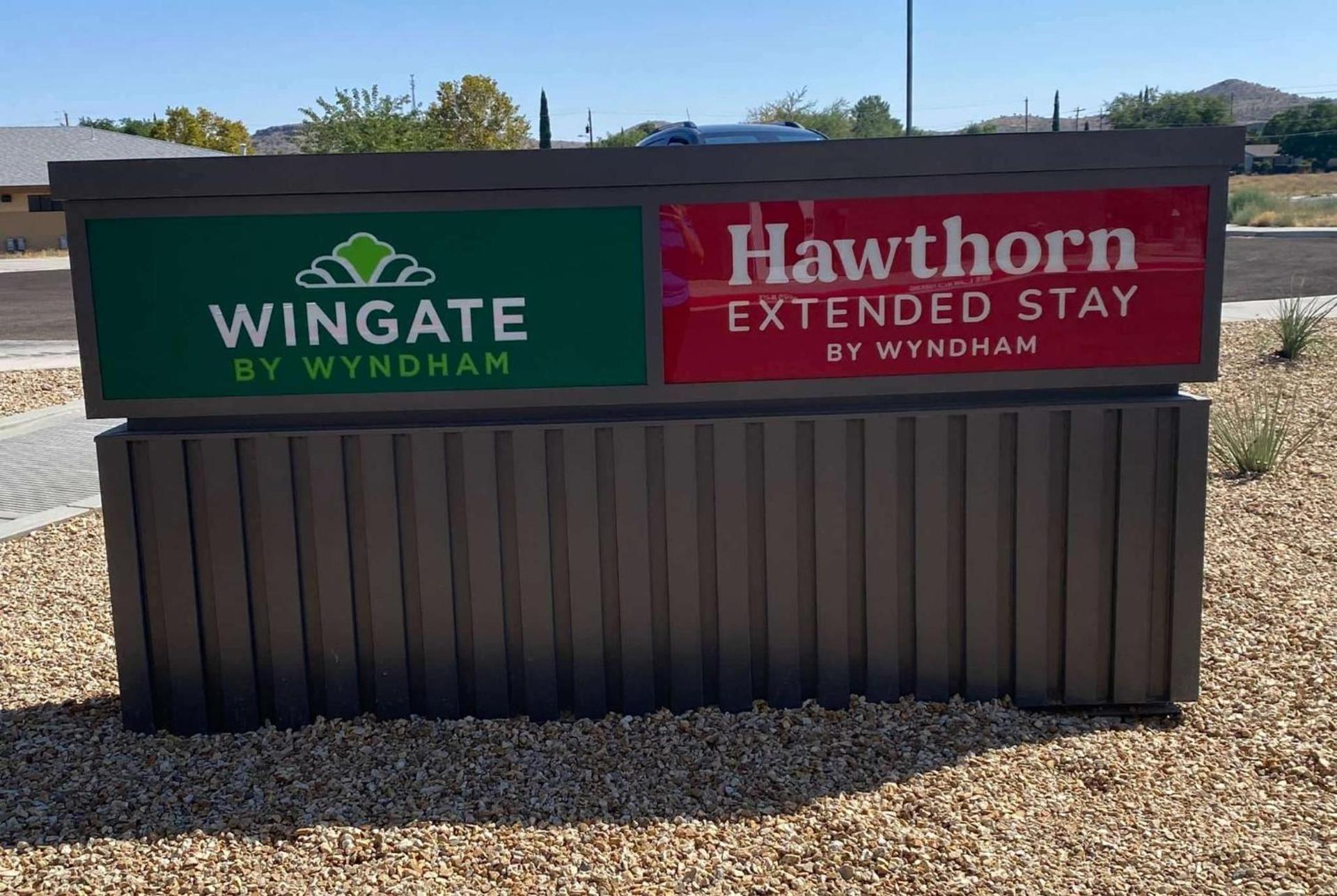 Hawthorn Extended Stay by Wyndham Kingman photo 22