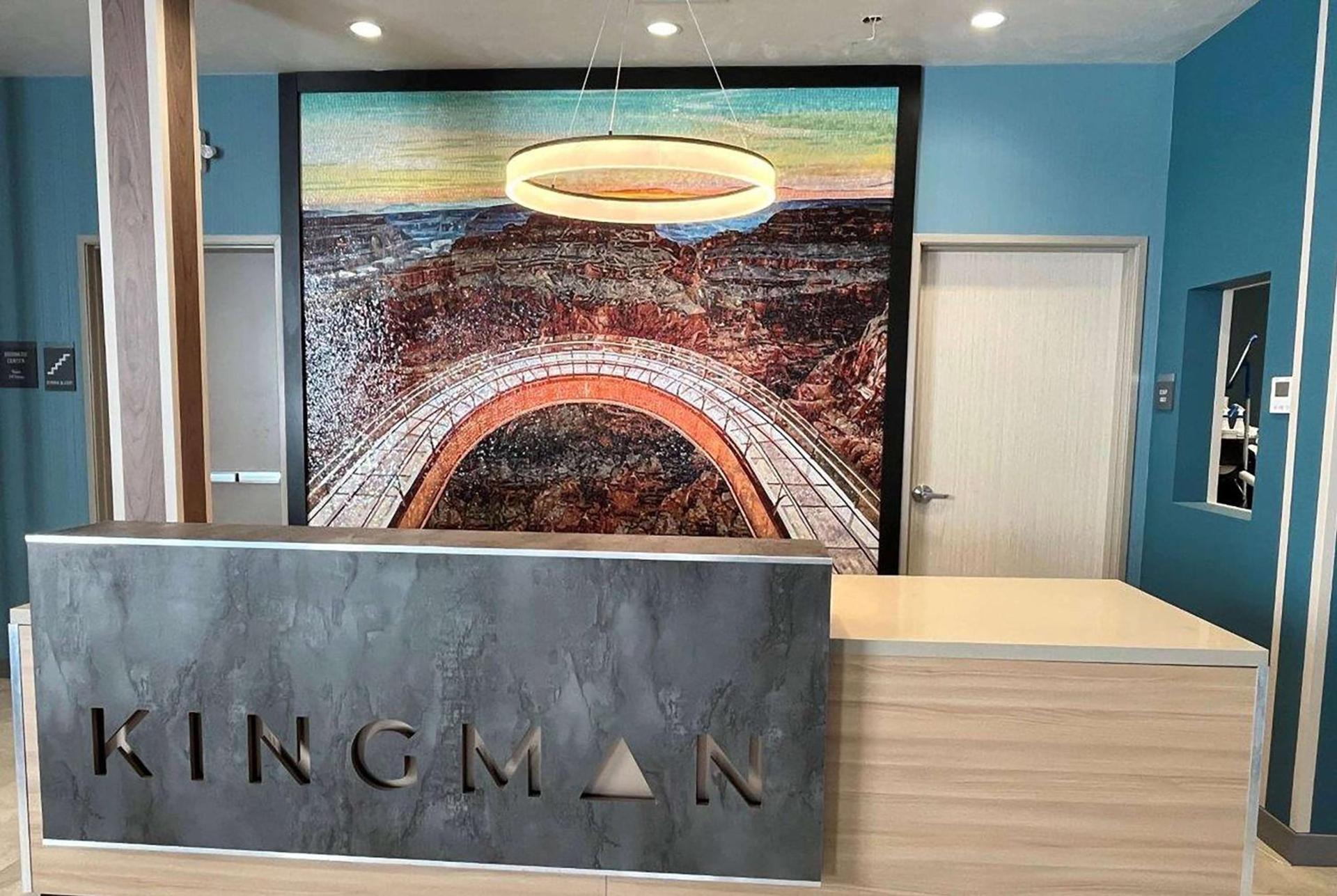 Hawthorn Extended Stay by Wyndham Kingman photo 5