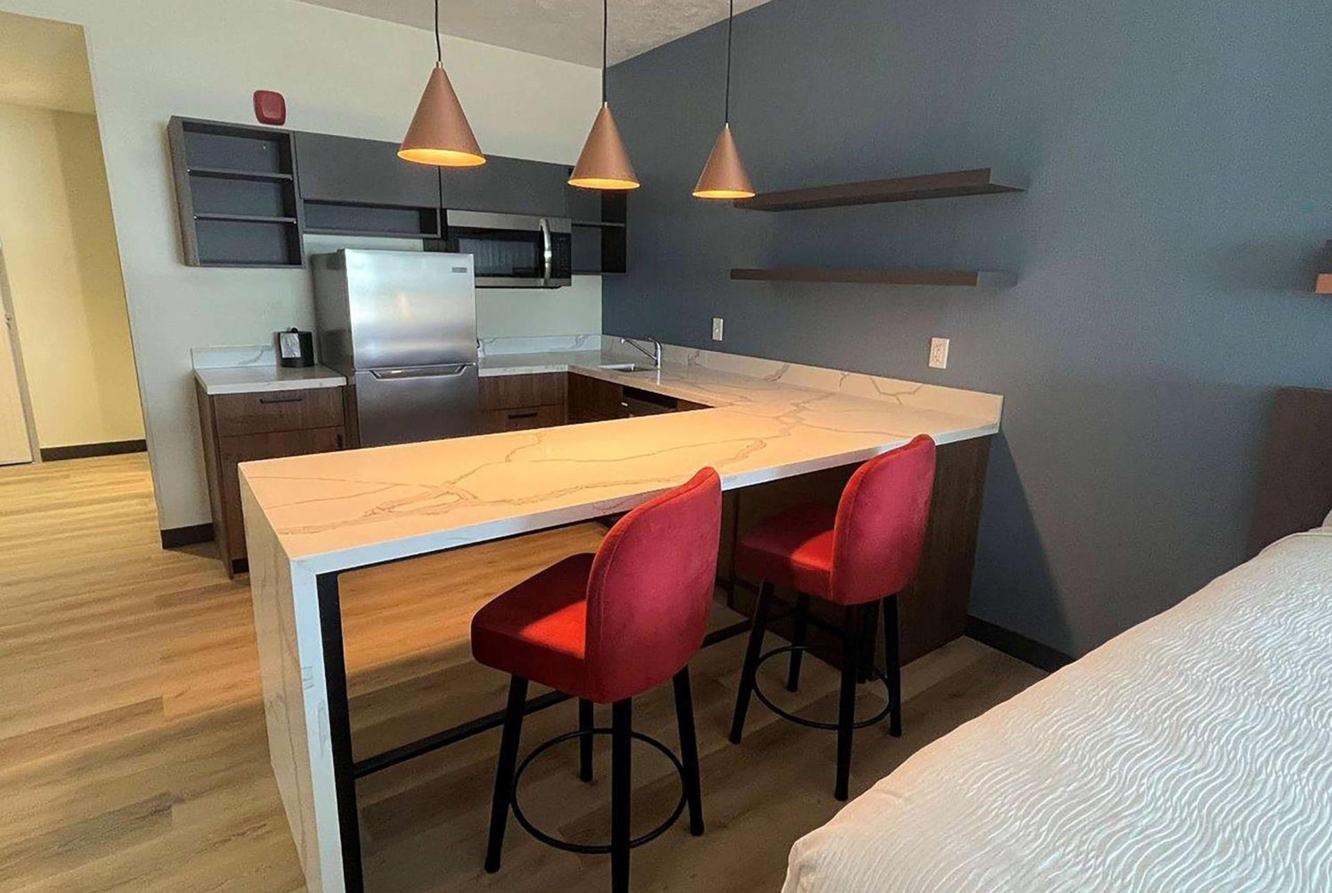 Hawthorn Extended Stay by Wyndham Kingman photo 15