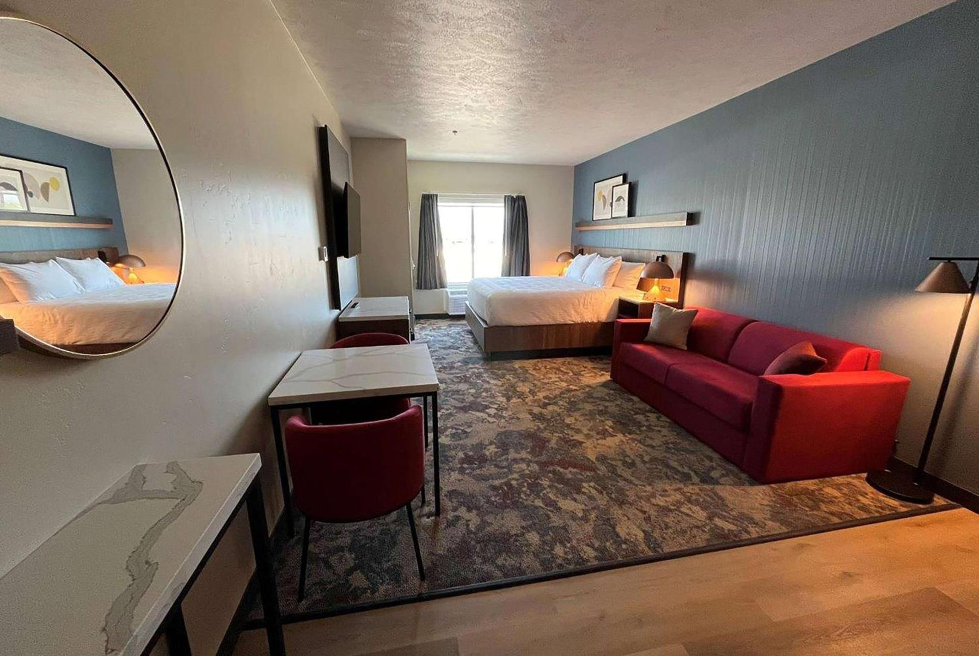 Hawthorn Extended Stay by Wyndham Kingman photo 16