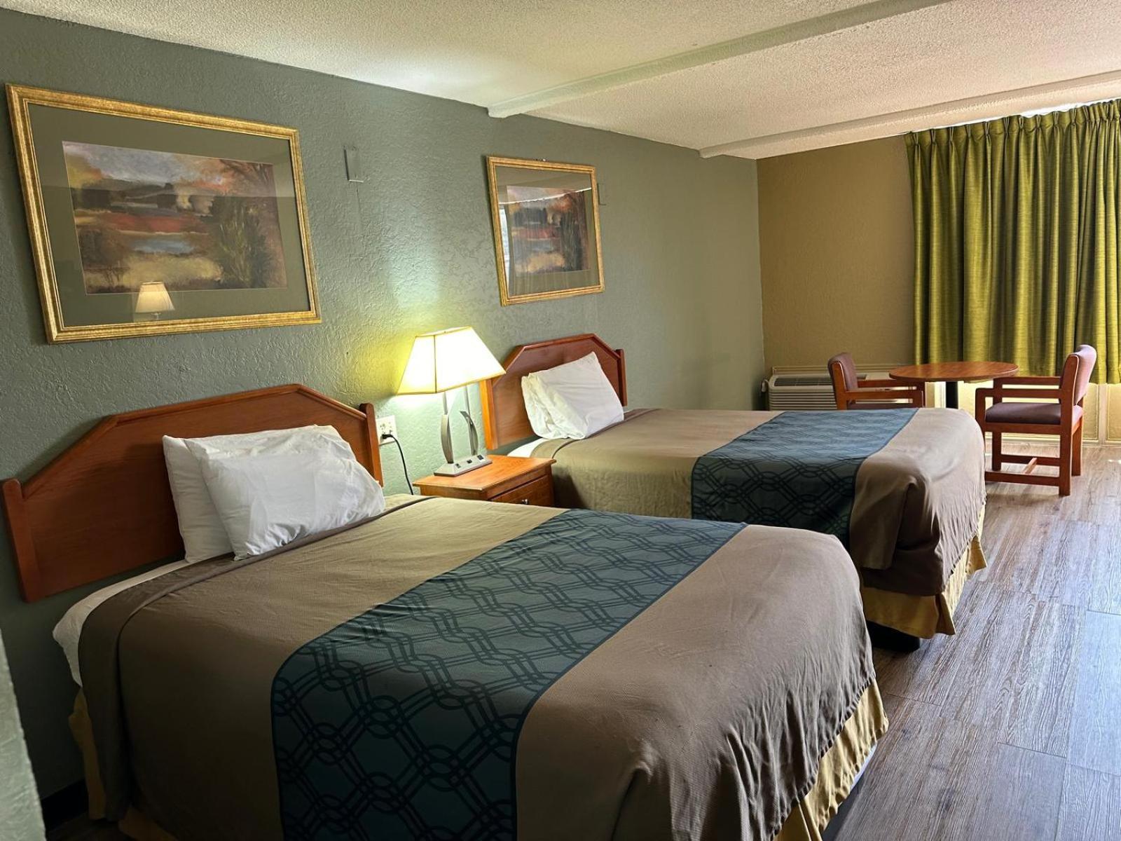 Rodeway Inn Stone Mountain photo 17