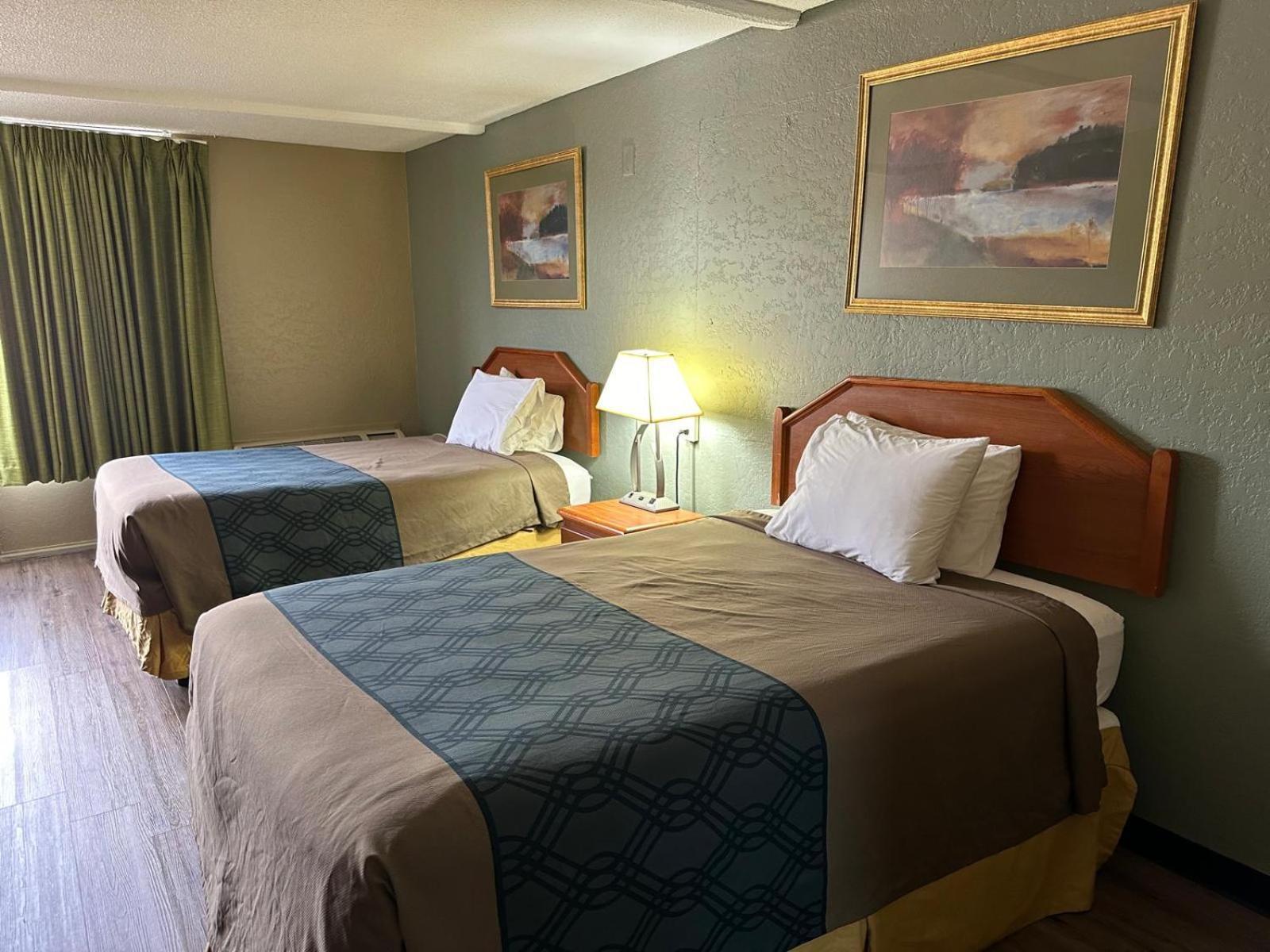 Rodeway Inn Stone Mountain photo 21
