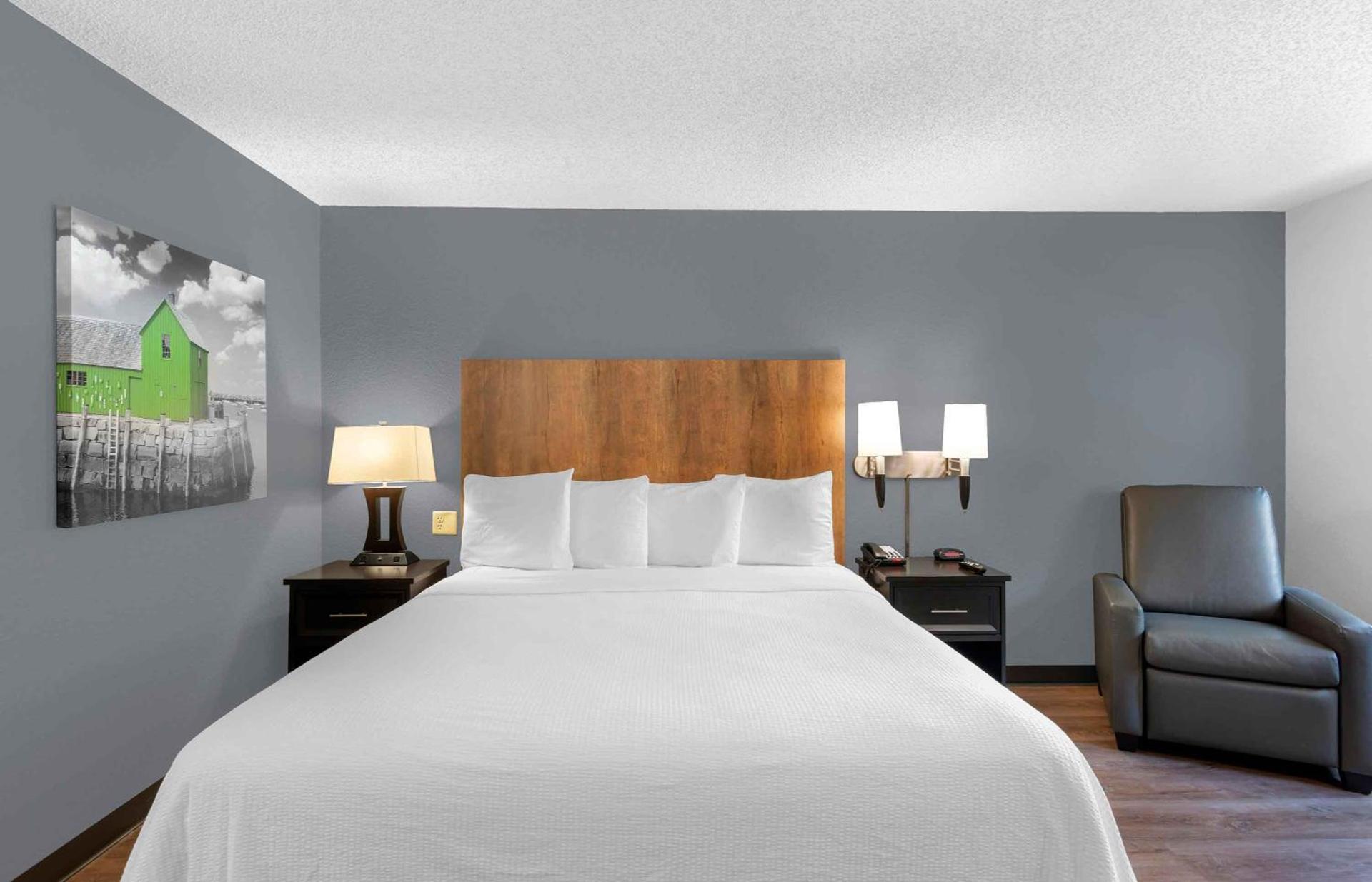 Extended Stay America Suites - Atlanta - McDonough photo 10