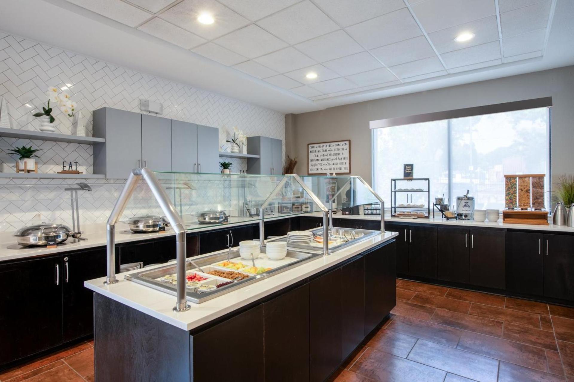 Staybridge Suites Atlanta Airport photo 10