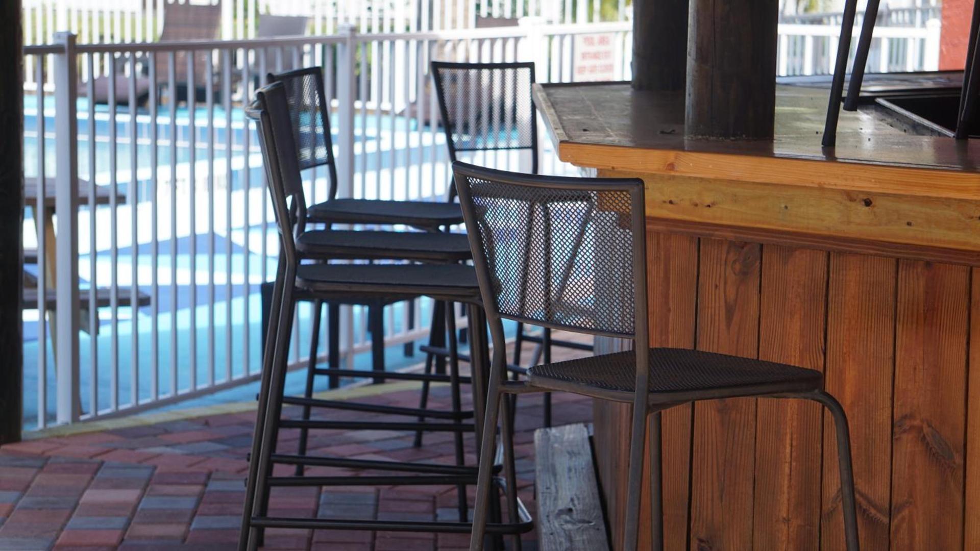 ISLAND HOTEL of Space Coast photo 25