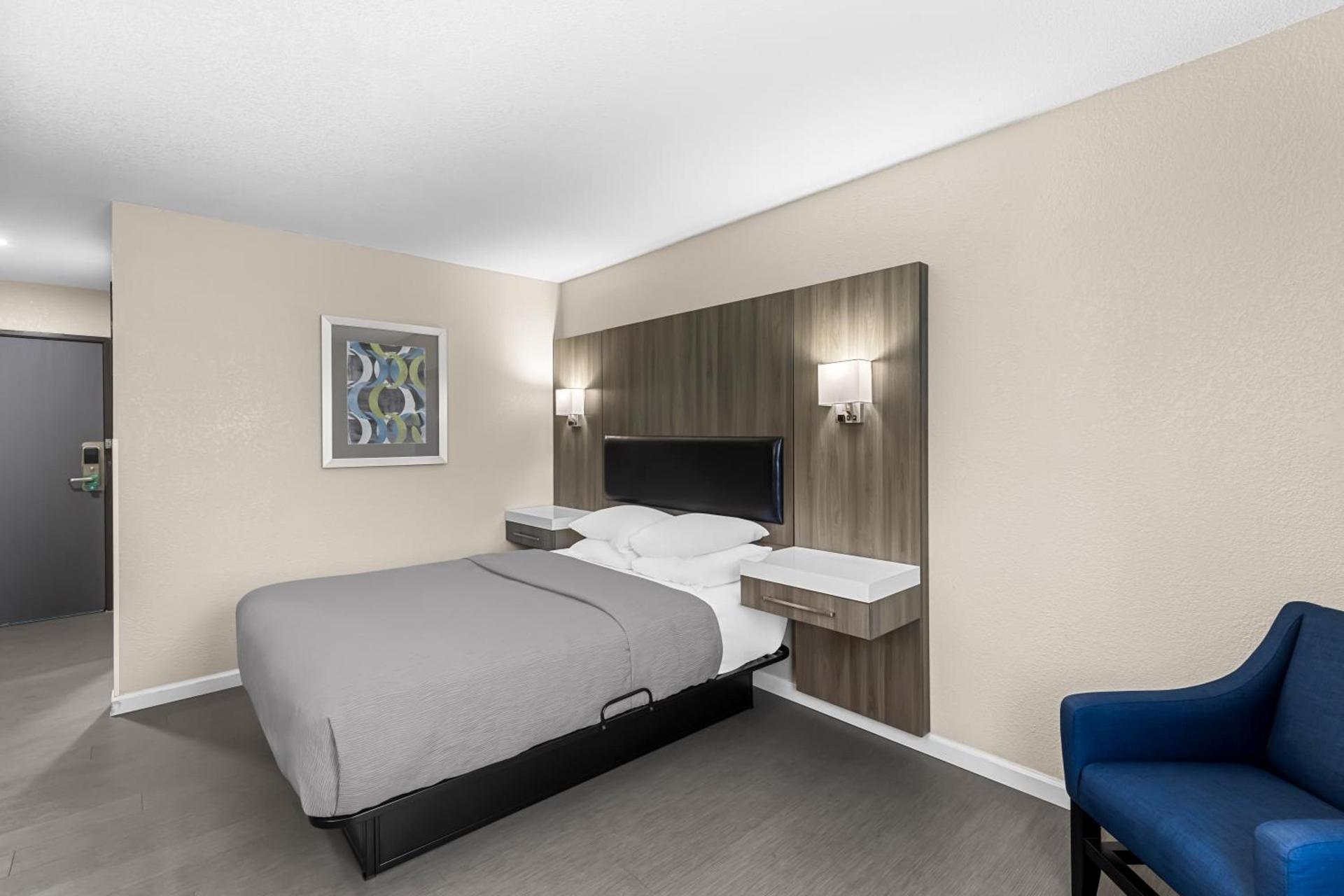 Quality Inn Oskaloosa photo 59