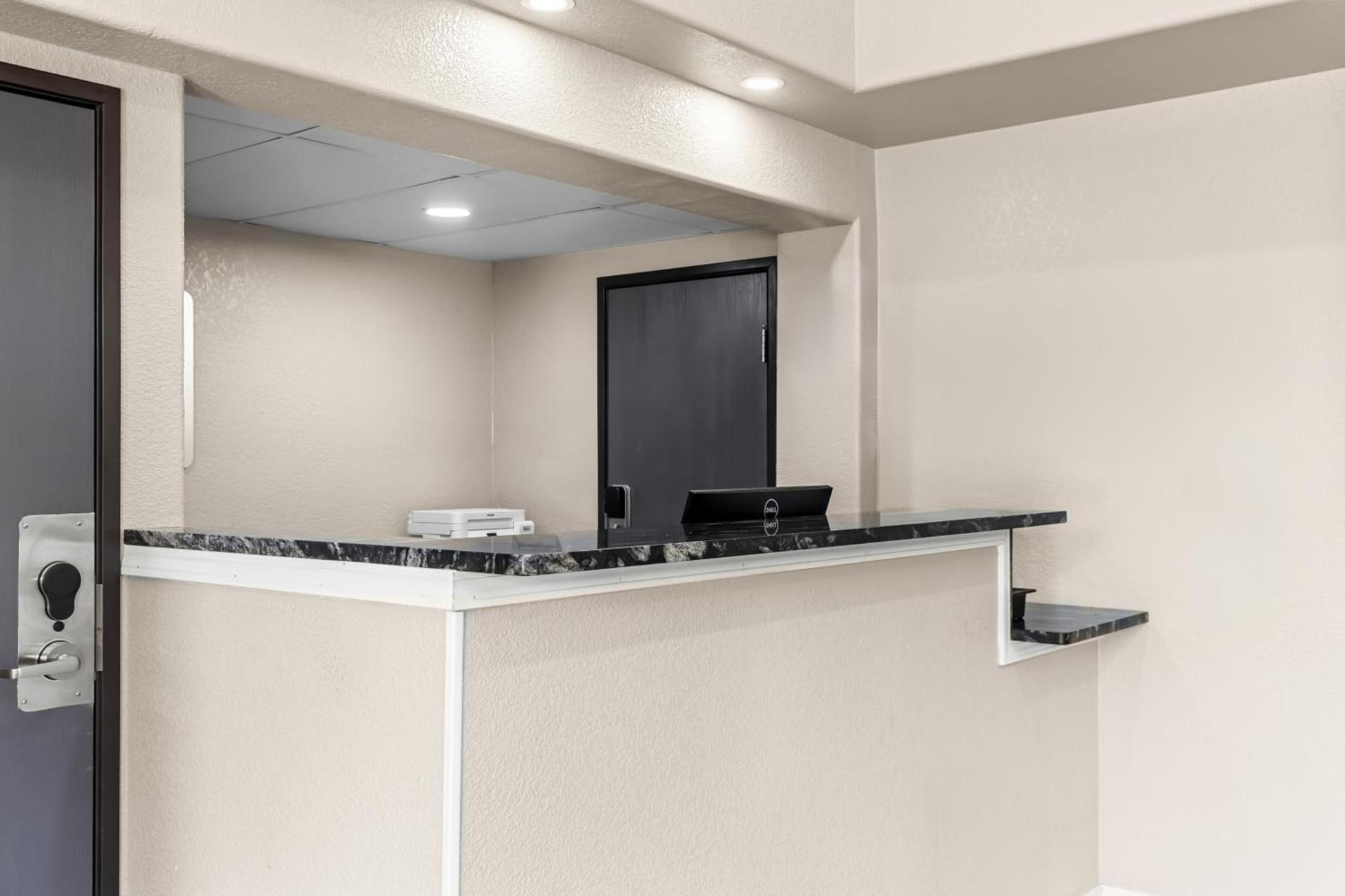 Quality Inn Oskaloosa photo 63