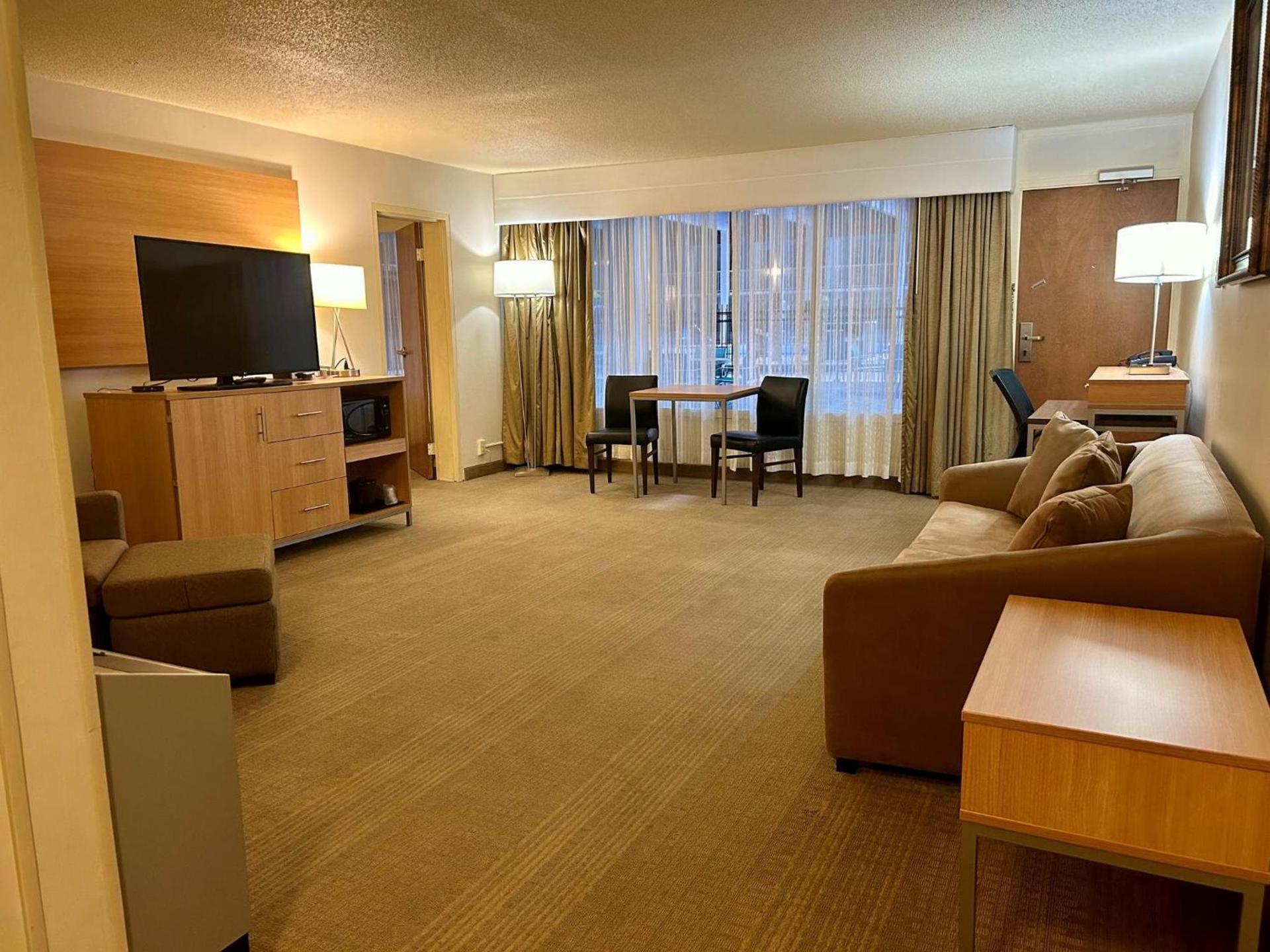 Holiday Inn Spearfish-Convention Center by IHG photo 26