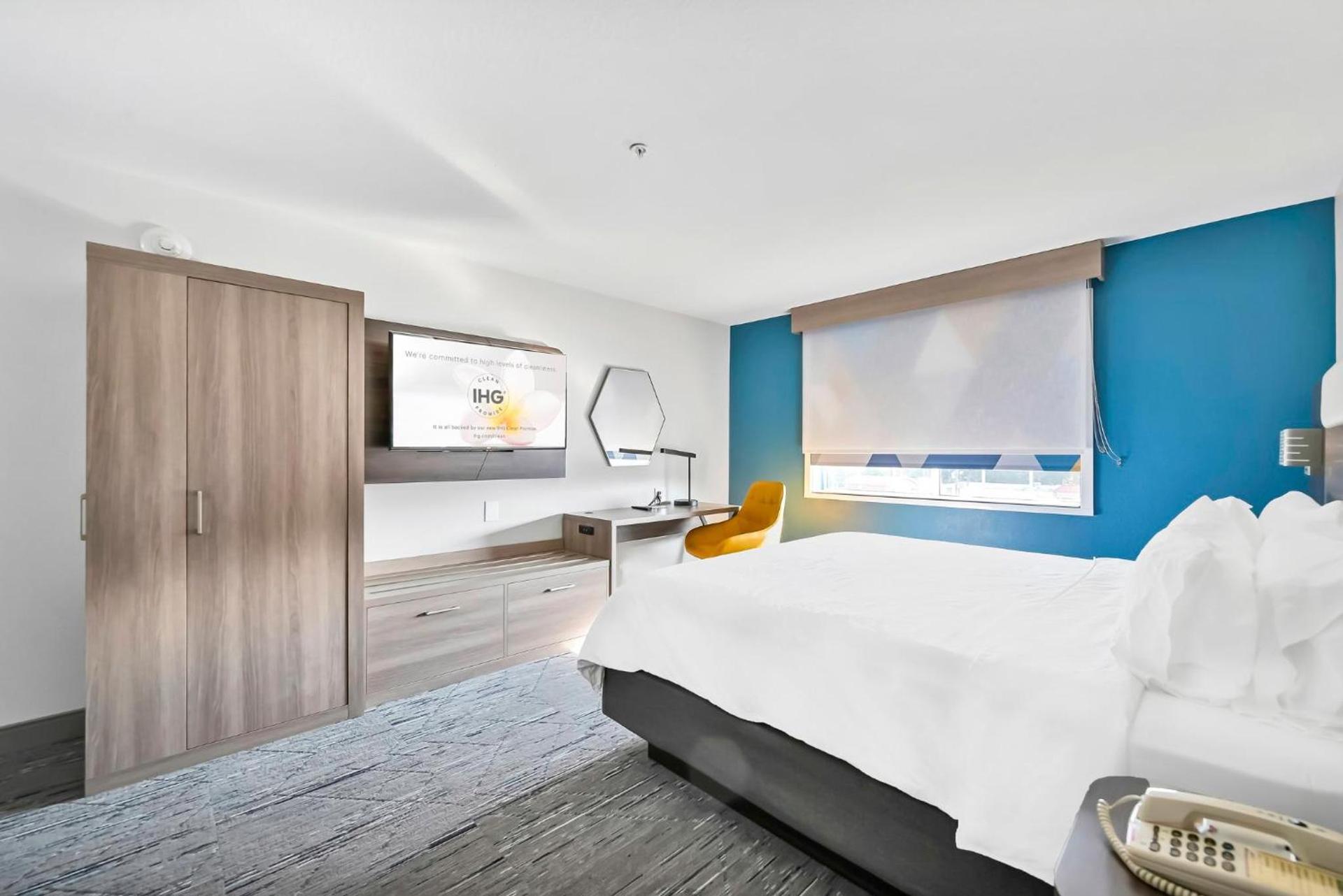 Holiday Inn Express Palestine by IHG photo 98