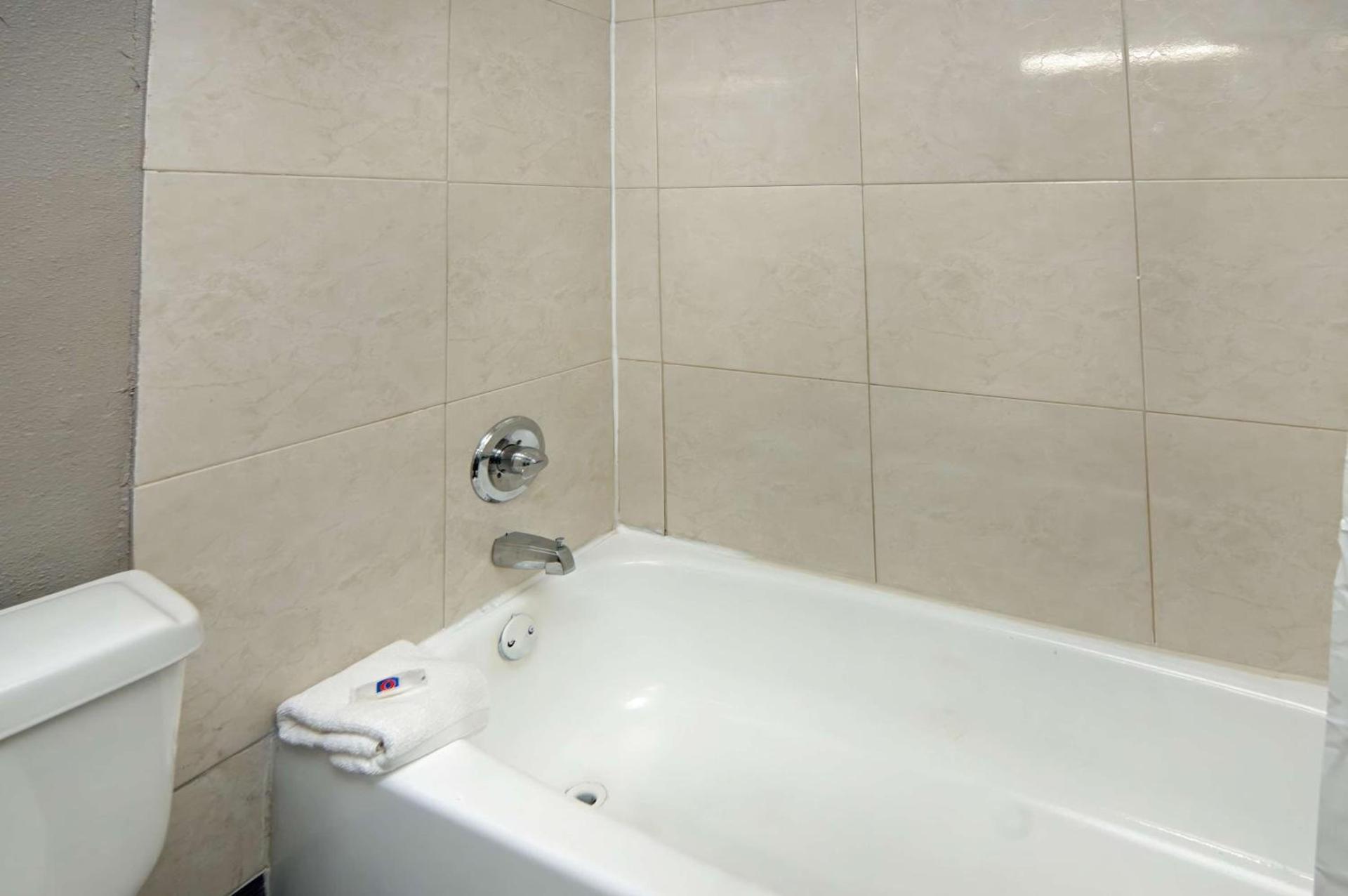 Motel 6-Fort Worth, TX - Downtown East photo 12