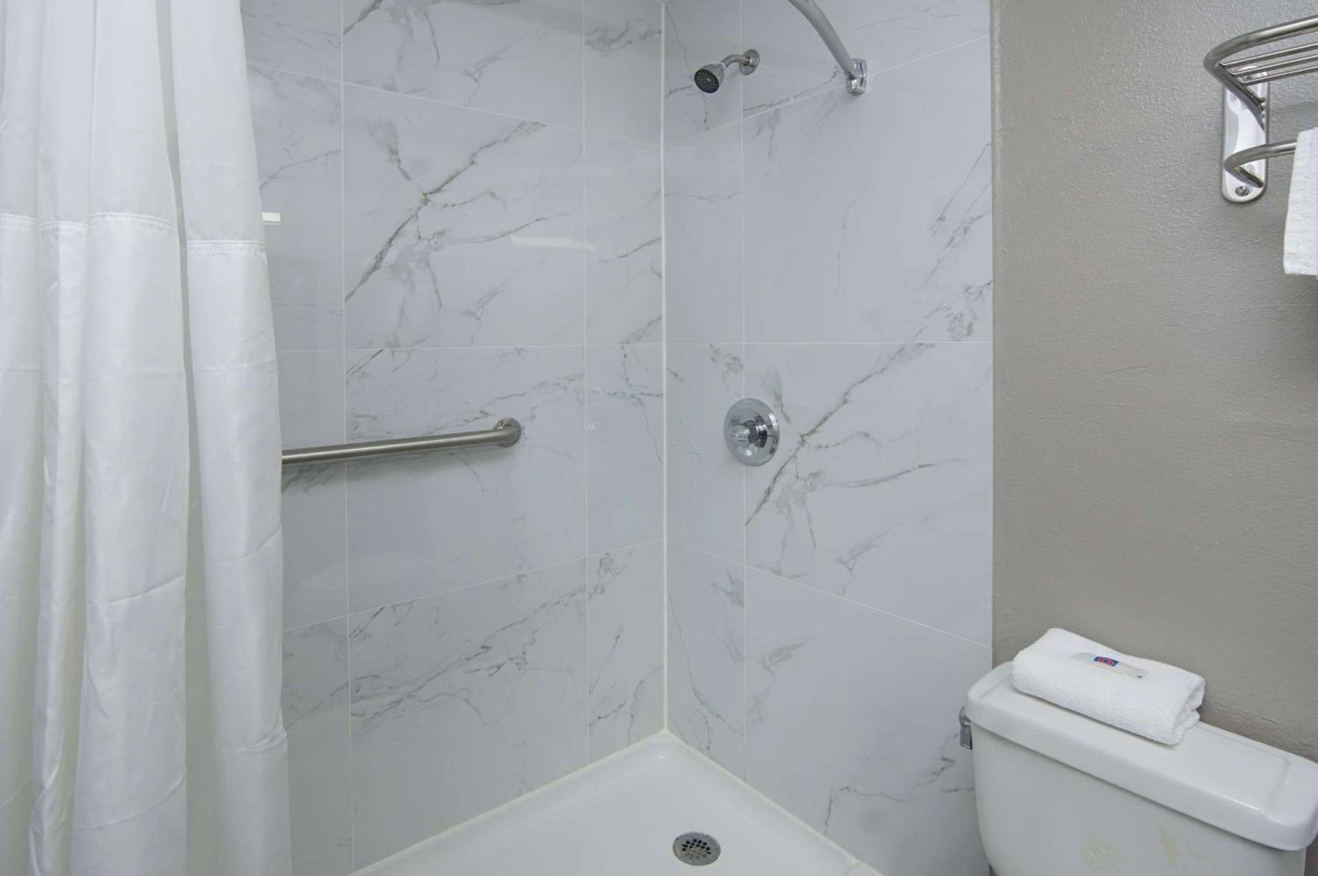 Motel 6-Fort Worth, TX - Downtown East photo 15