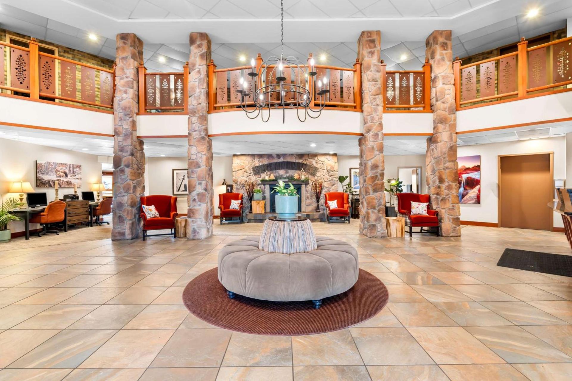 Best Western Rocky Mountain Lodge photo 2