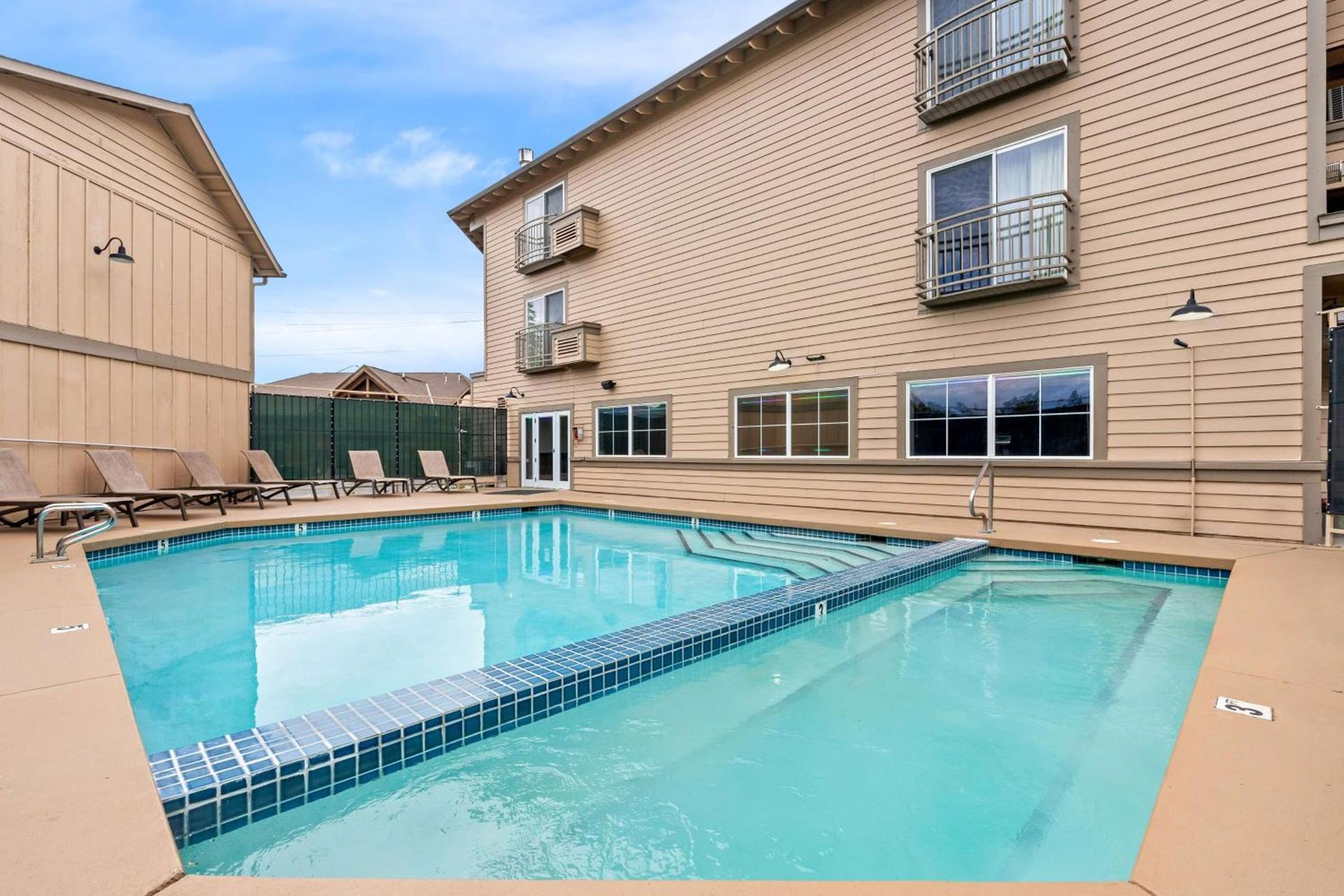 Best Western Rocky Mountain Lodge photo 6