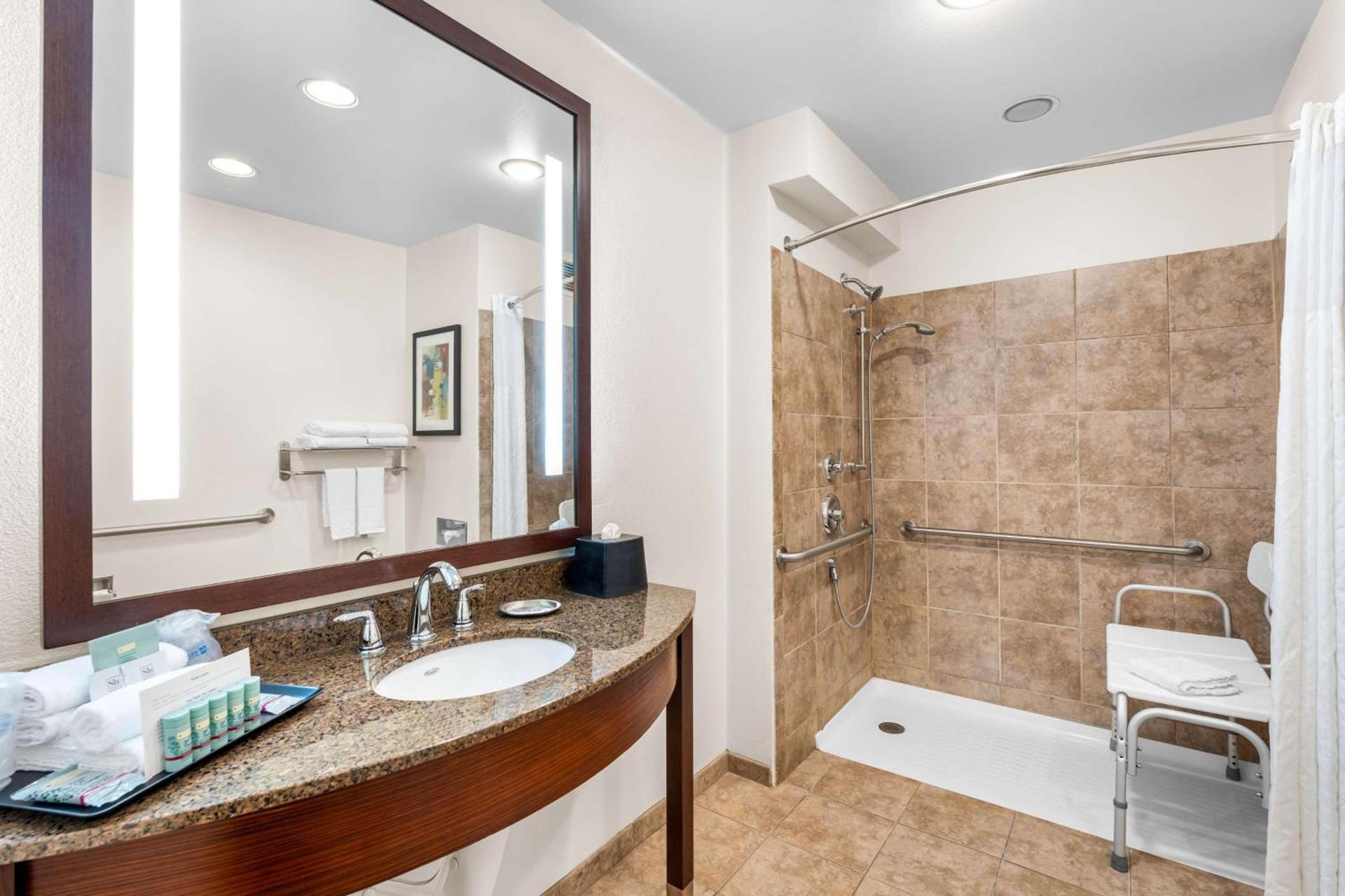 Best Western Rocky Mountain Lodge photo 28