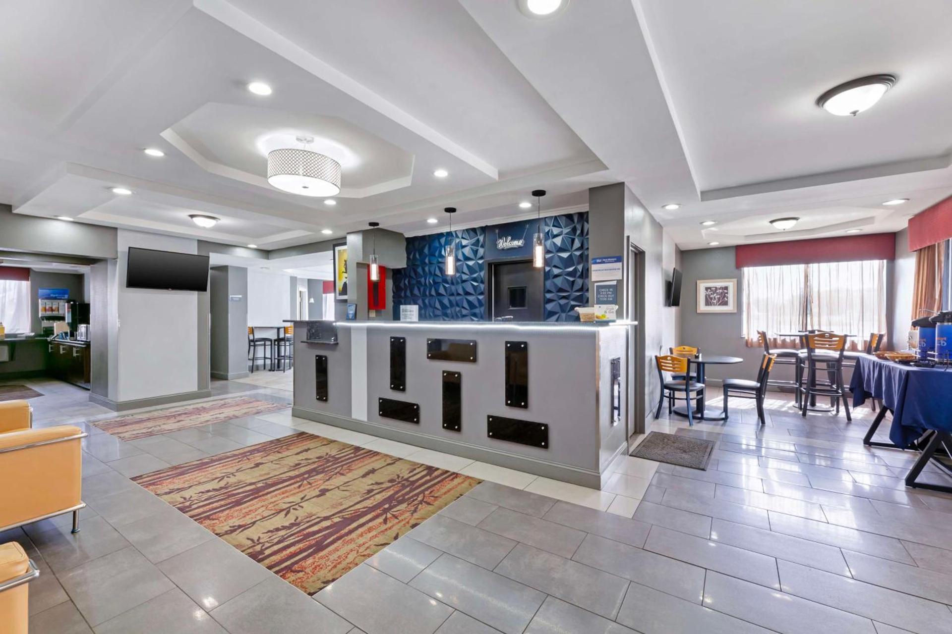 Best Western Inn at the Rochester Airport photo 7