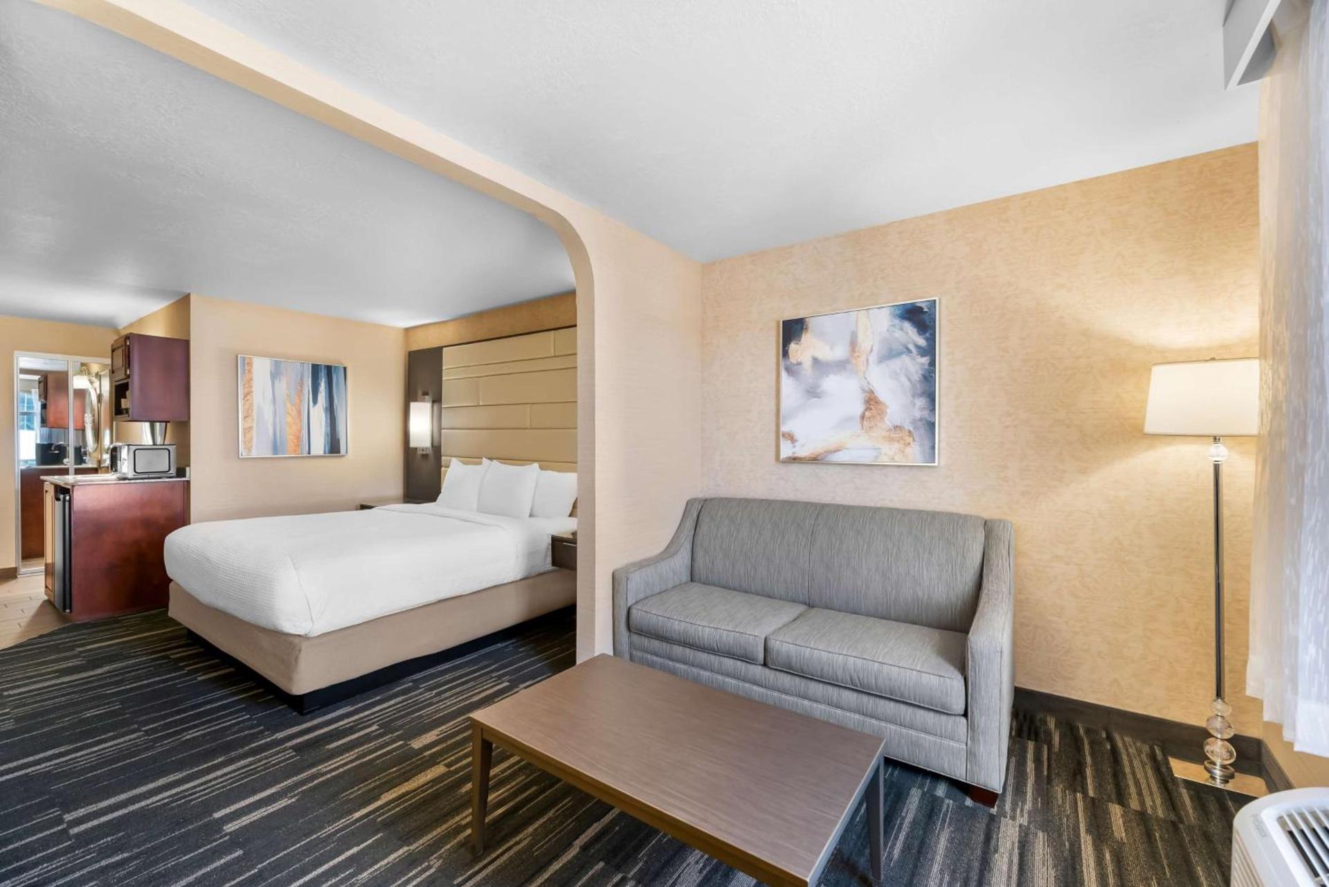 Best Western Plus Abbey Inn photo 15
