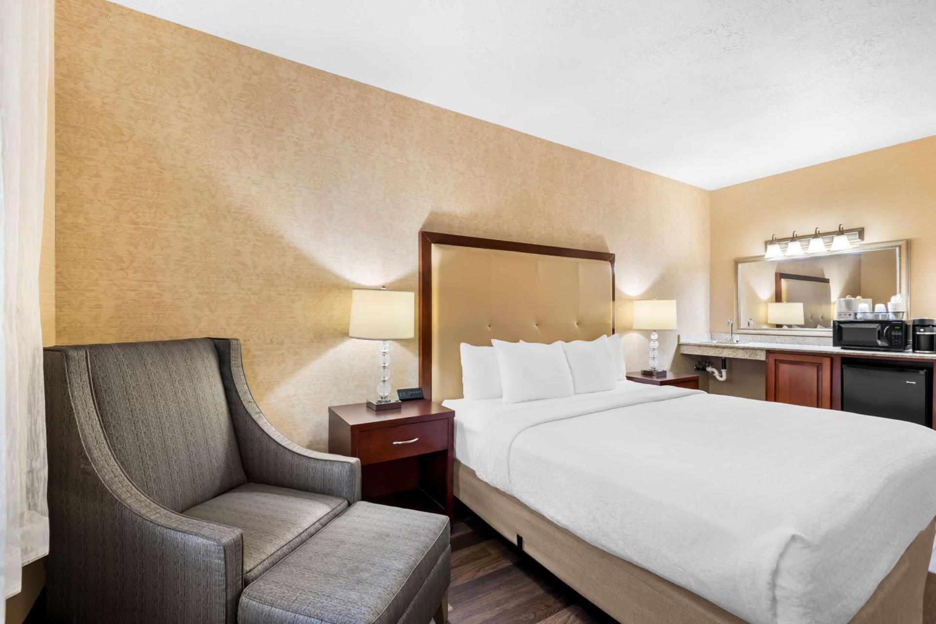 Best Western Plus Abbey Inn photo 24