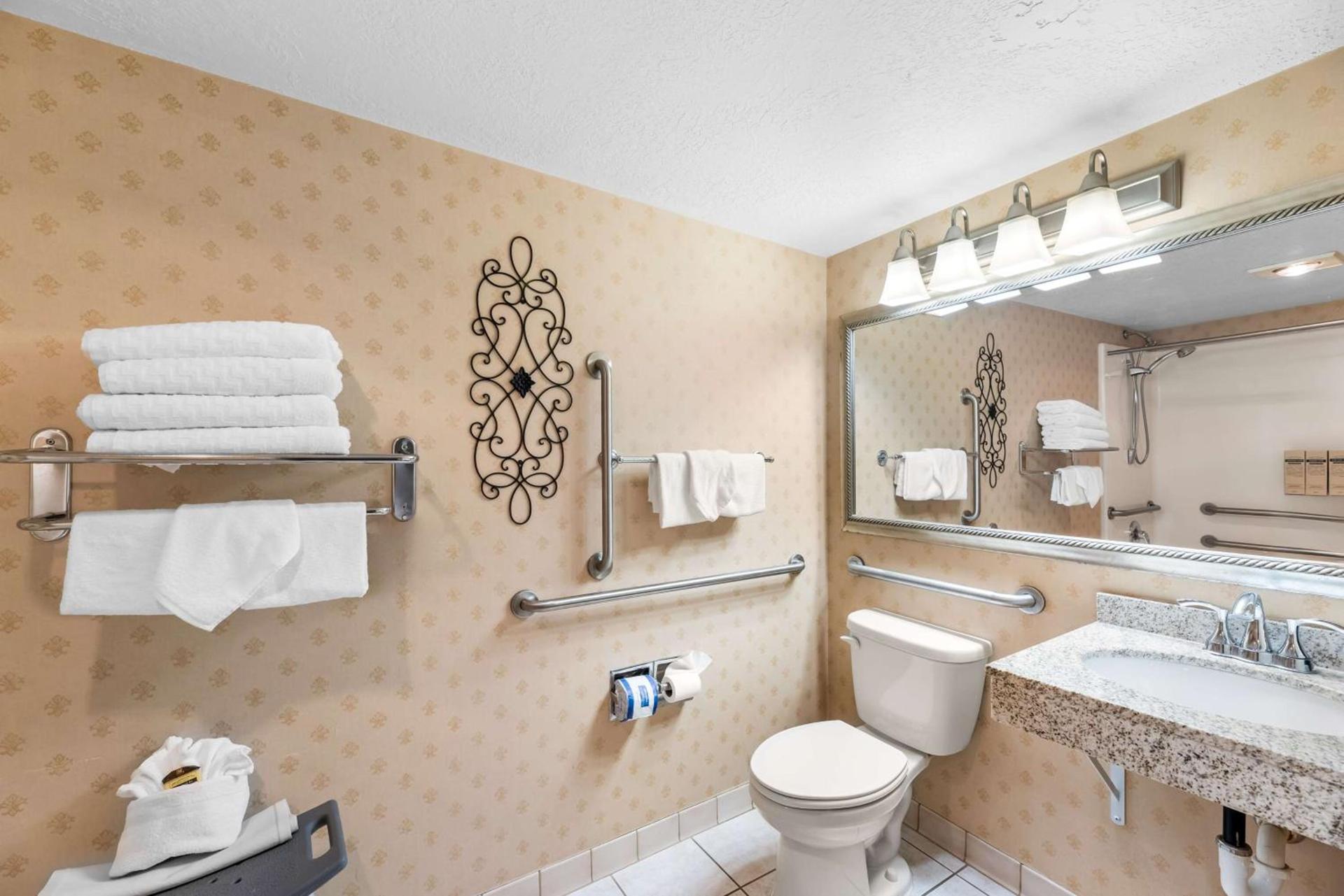 Best Western Plus Abbey Inn photo 46