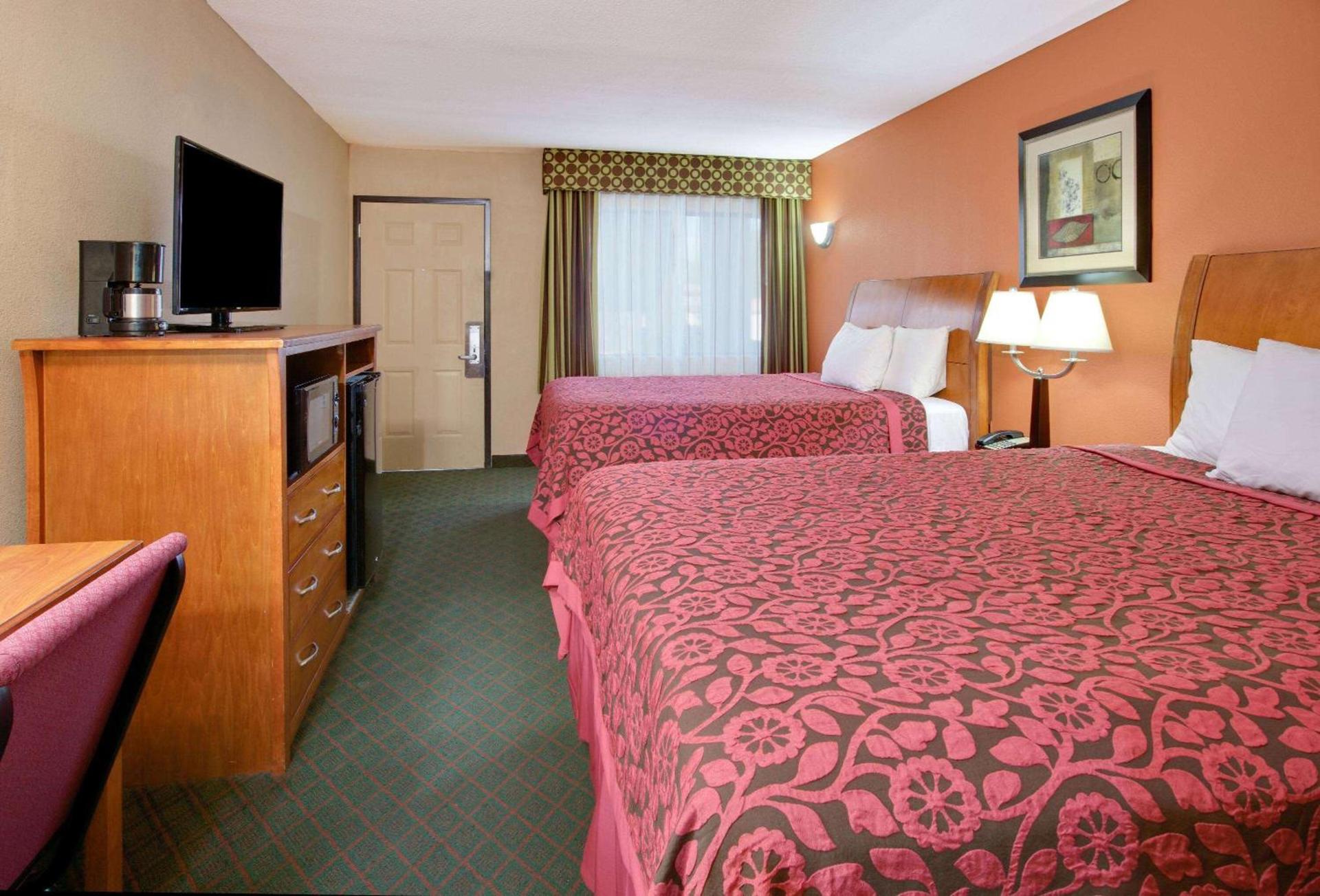 Hotel Blue Fairfield TX photo 6