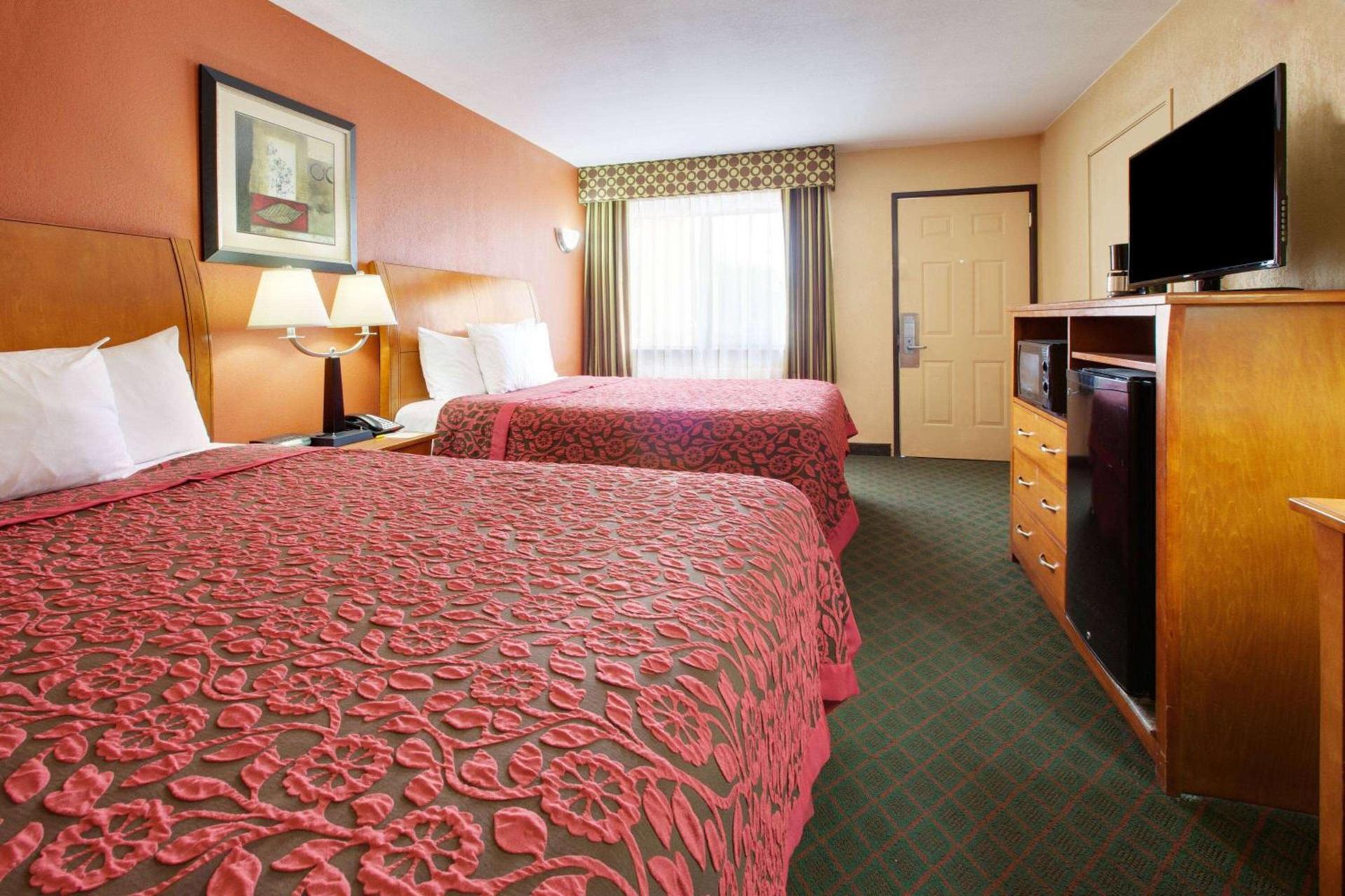 Hotel Blue Fairfield TX photo 11