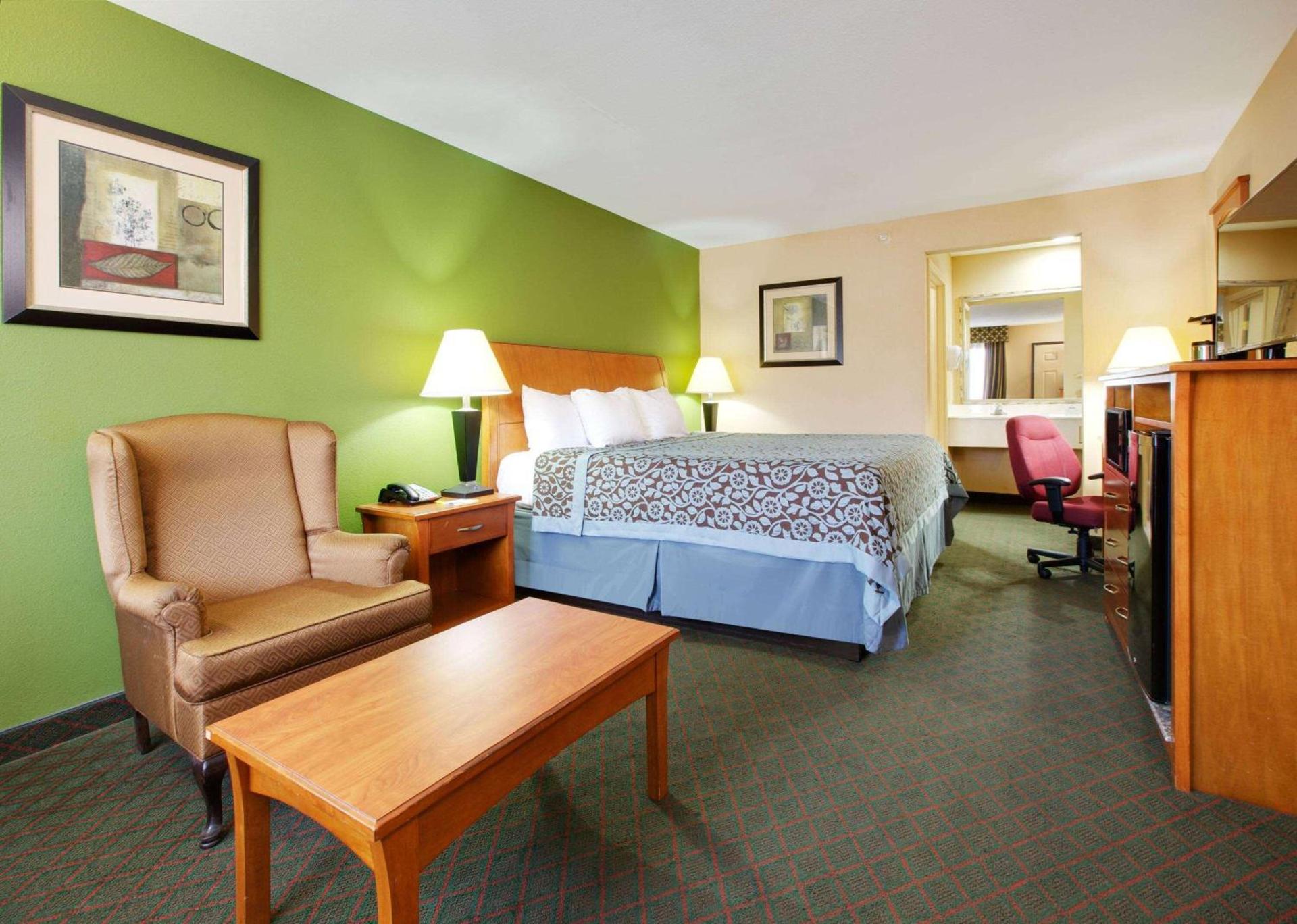 Hotel Blue Fairfield TX photo 9