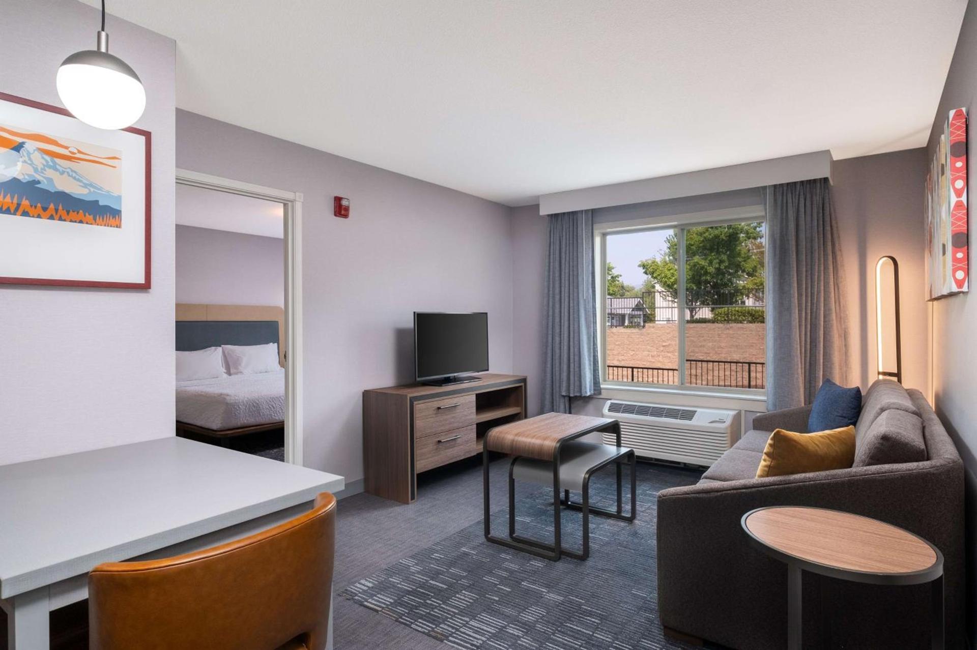 Homewood Suites Medford photo 23