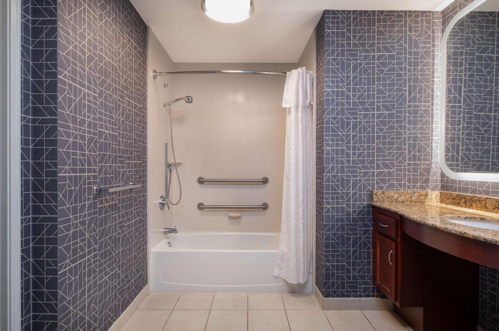 Homewood Suites Medford photo 24