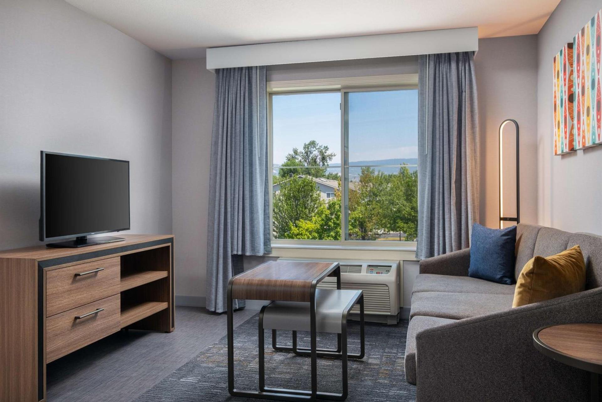 Homewood Suites Medford photo 34