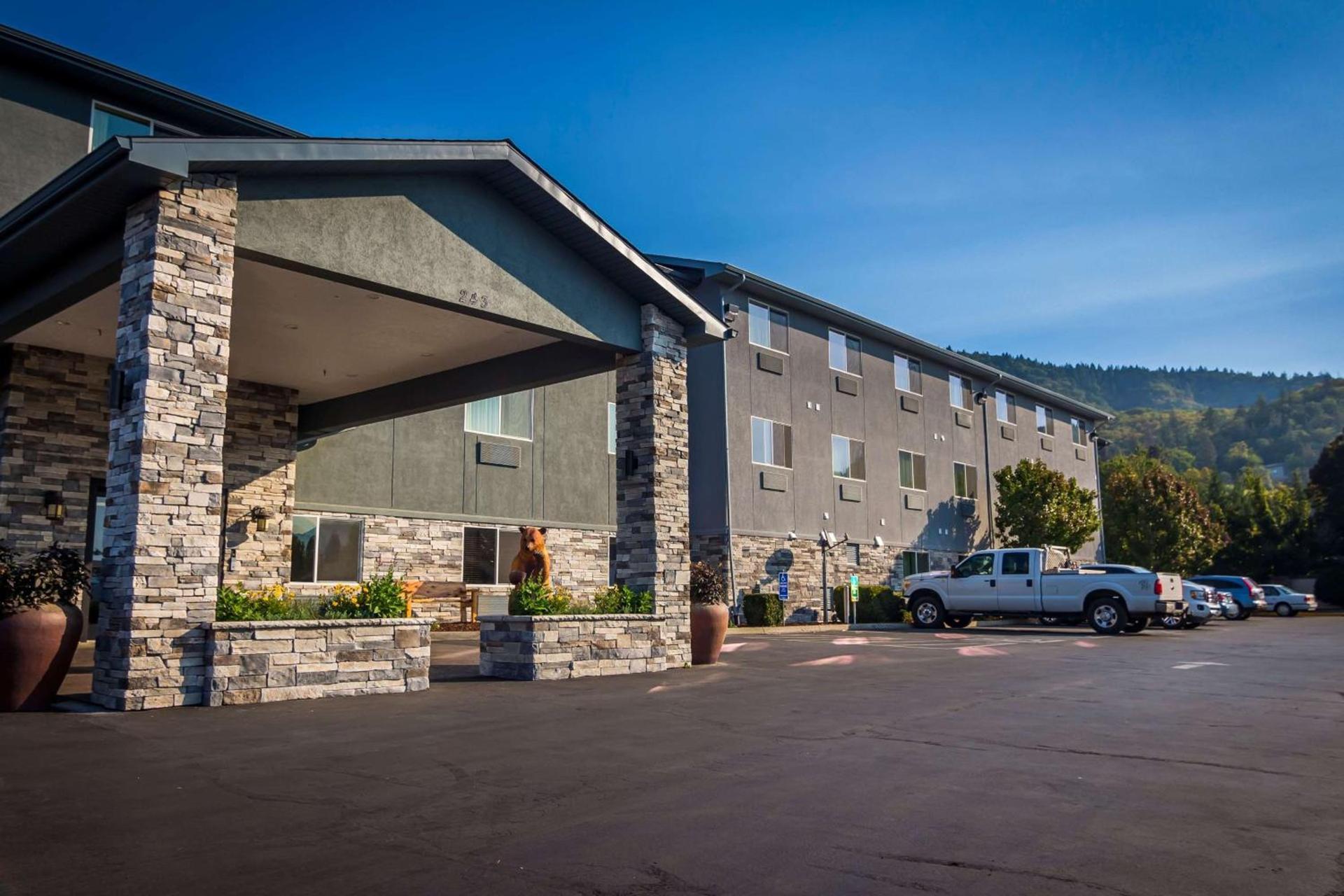La Quinta by Wyndham Grants Pass — hotel in Grants Pass