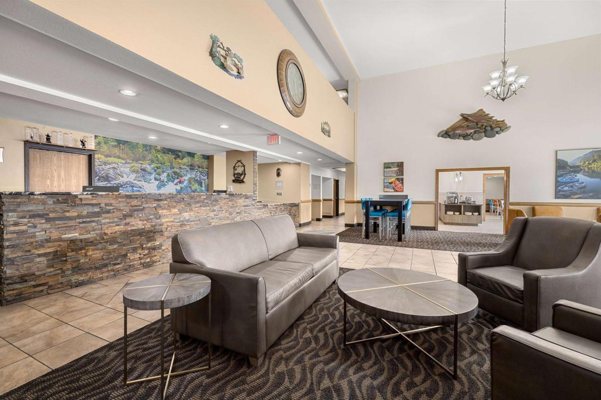 La Quinta by Wyndham Grants Pass photo 5