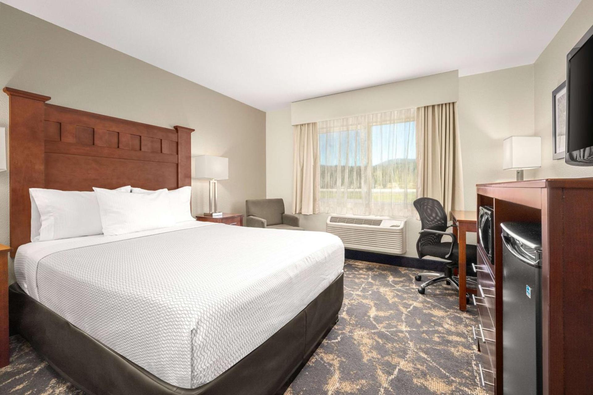 La Quinta by Wyndham Grants Pass photo 13