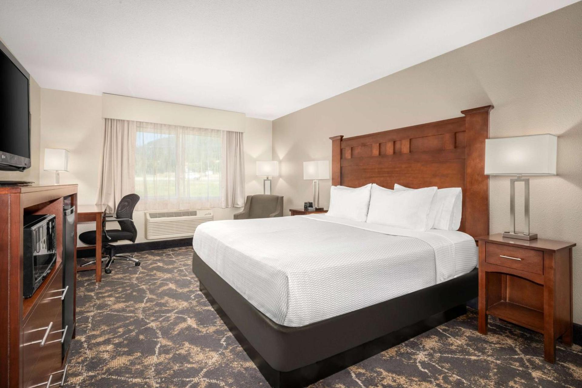 La Quinta by Wyndham Grants Pass photo 15