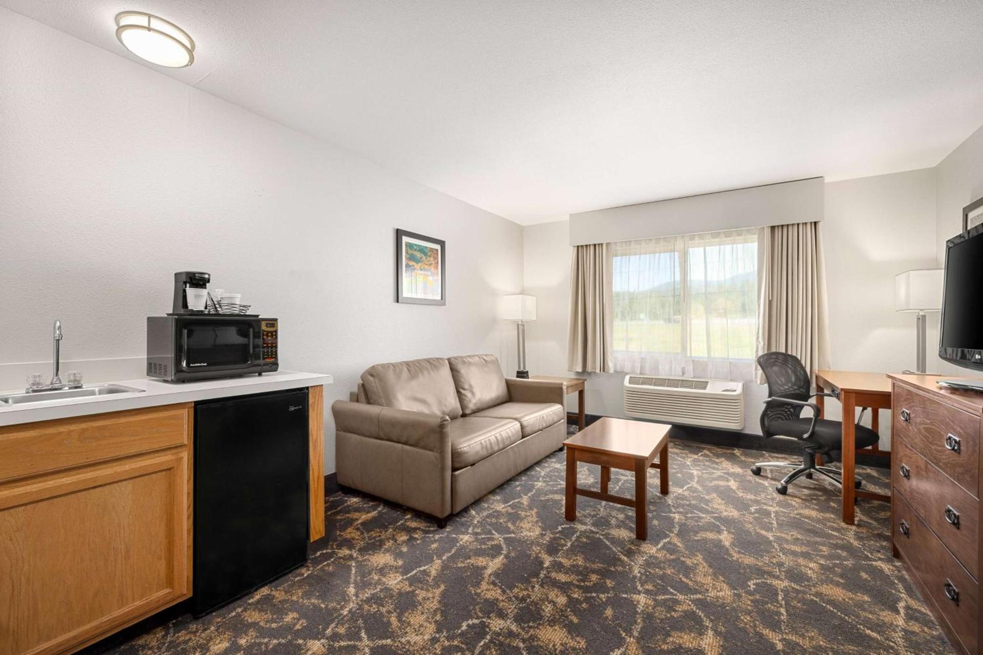 La Quinta by Wyndham Grants Pass photo 29