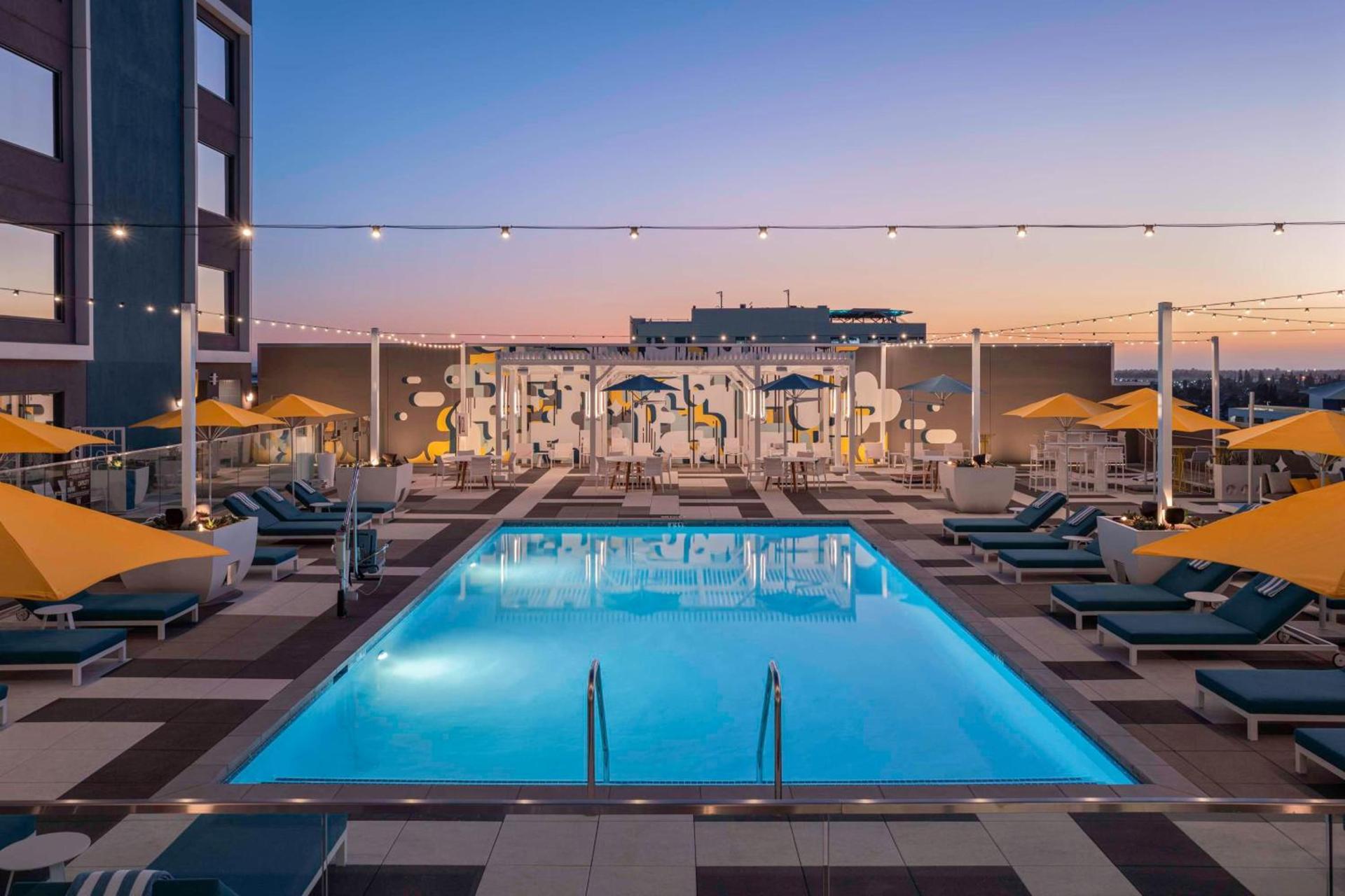 Hilton Buena Park Anaheim photo 13