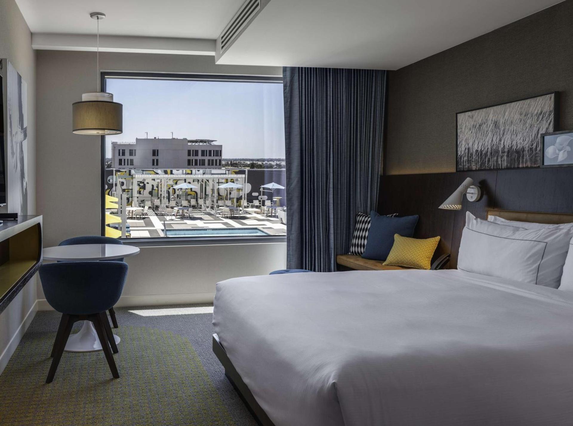 Hilton Buena Park Anaheim photo 33
