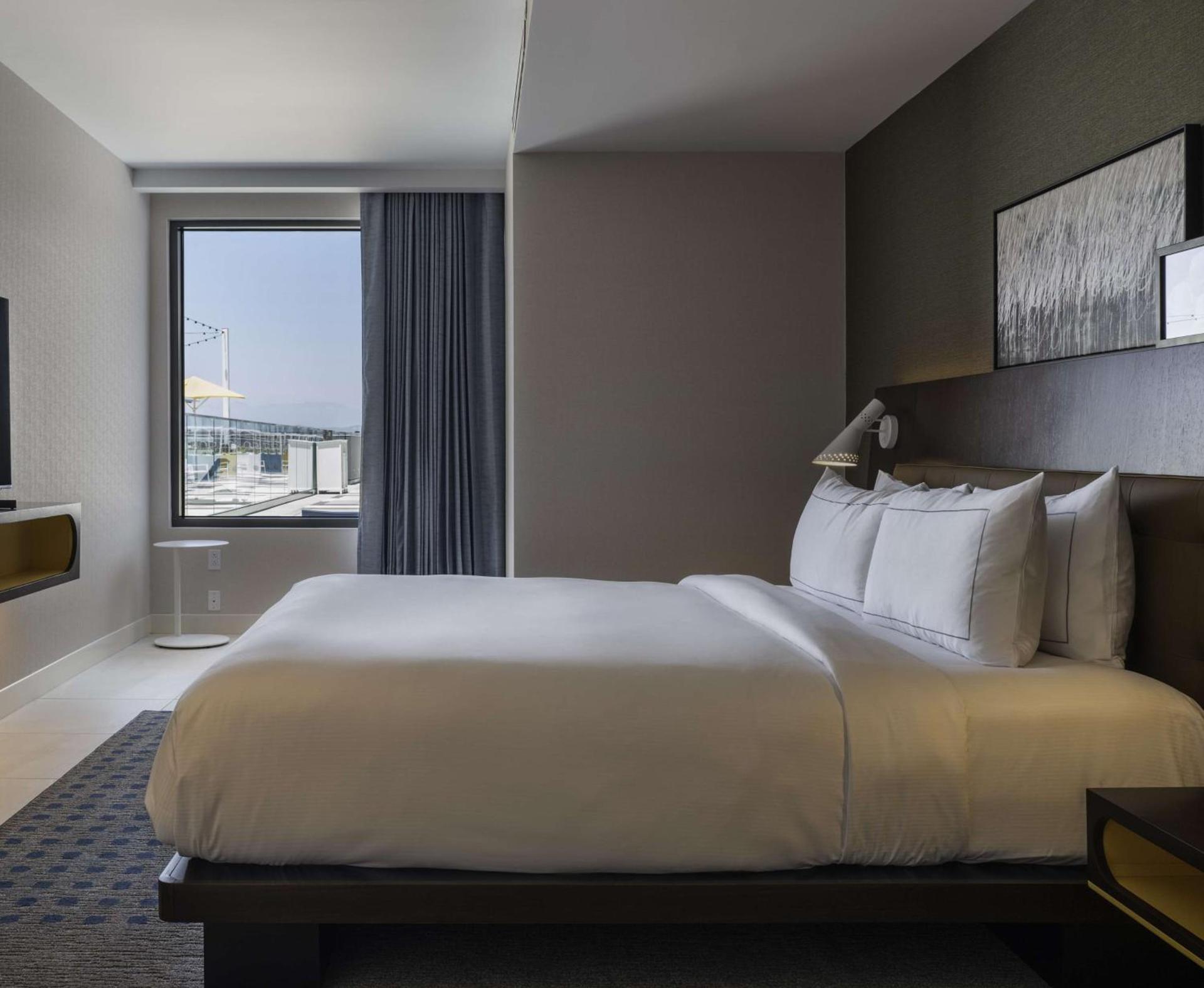 Hilton Buena Park Anaheim photo 51