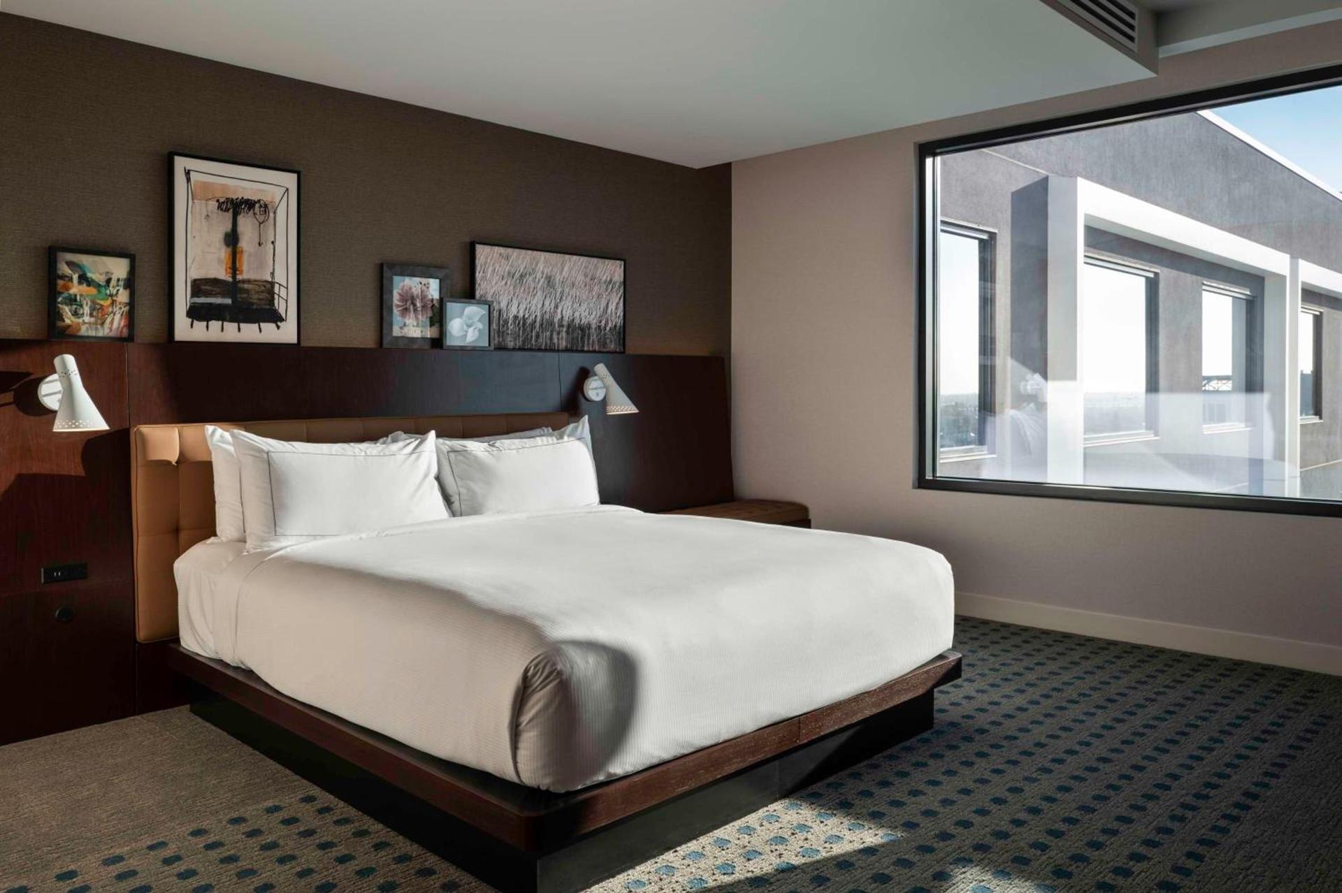 Hilton Buena Park Anaheim photo 56