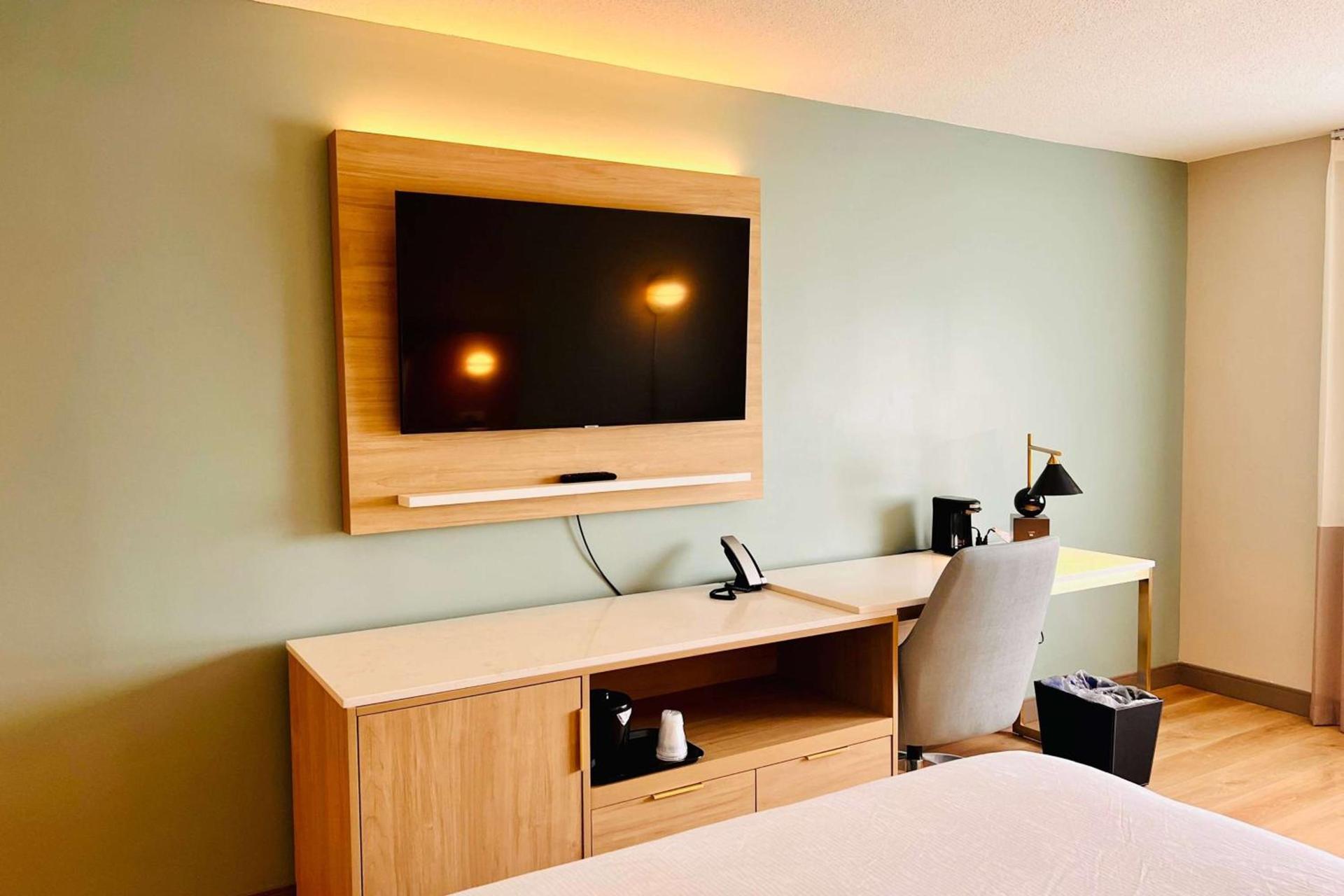 Wyndham Garden Louisville KY photo 26