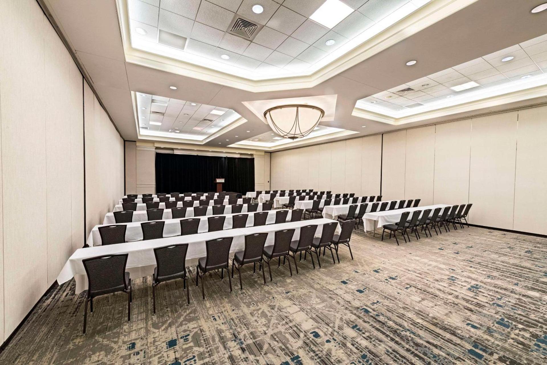 Radisson Hotel Fairview Heights - St Louis photo 19