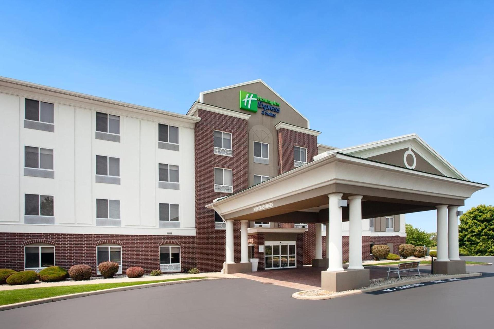 Holiday Inn Express Hotel & Suites Chicago South Lansing by IHG — hotel in Lansing