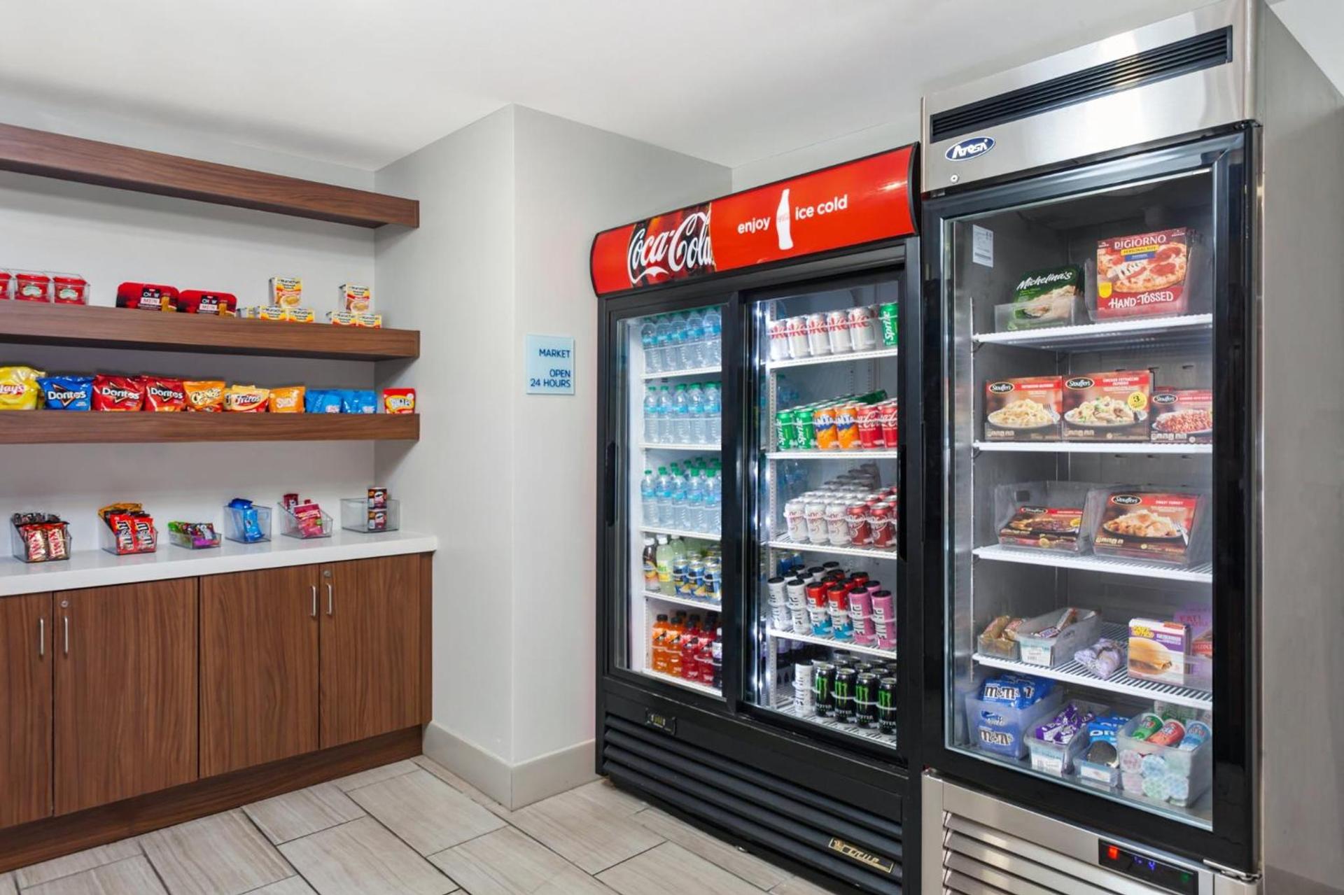 Holiday Inn Express Hotel & Suites Chicago South Lansing by IHG photo 69