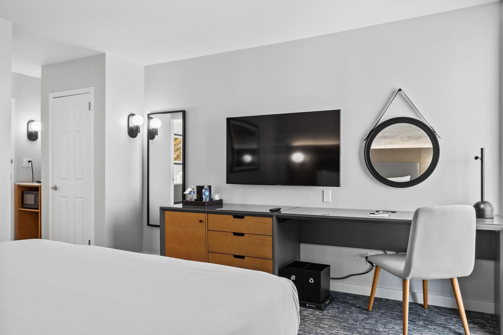 DoubleTree by Hilton New York JFK Airport photo 74