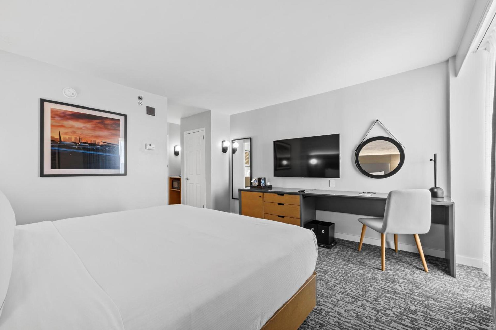 DoubleTree by Hilton New York JFK Airport photo 51