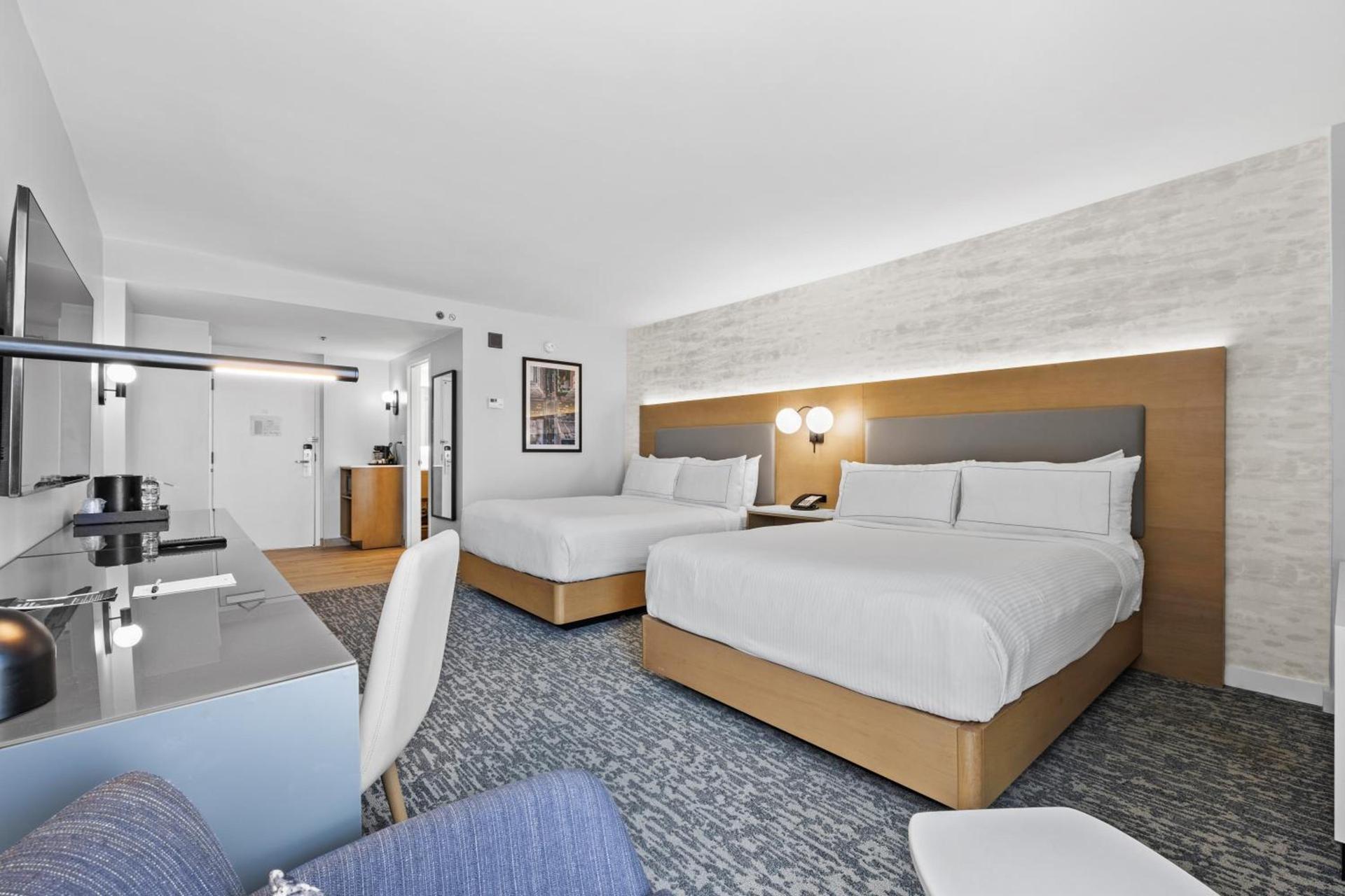 DoubleTree by Hilton New York JFK Airport photo 35