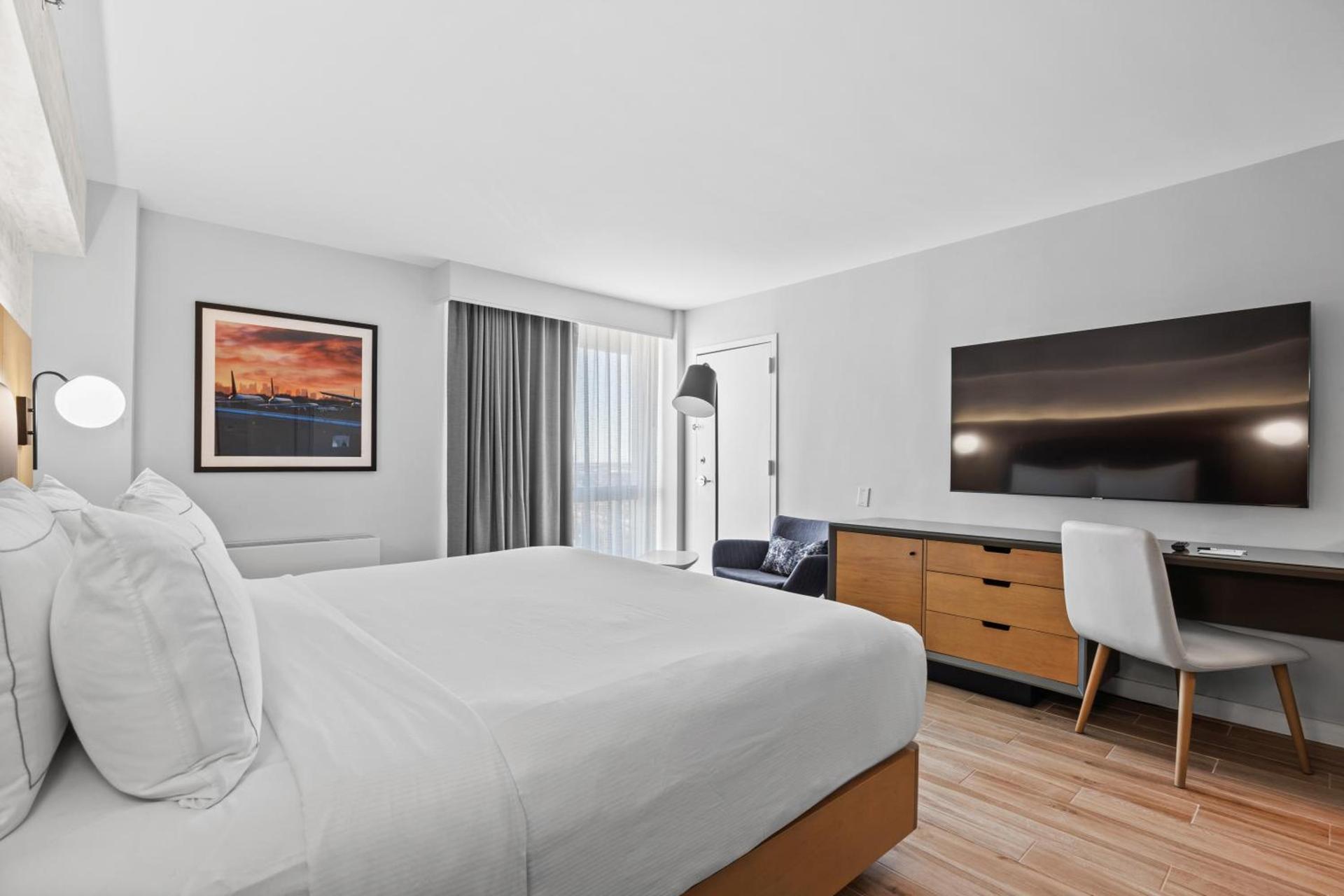 DoubleTree by Hilton New York JFK Airport photo 55