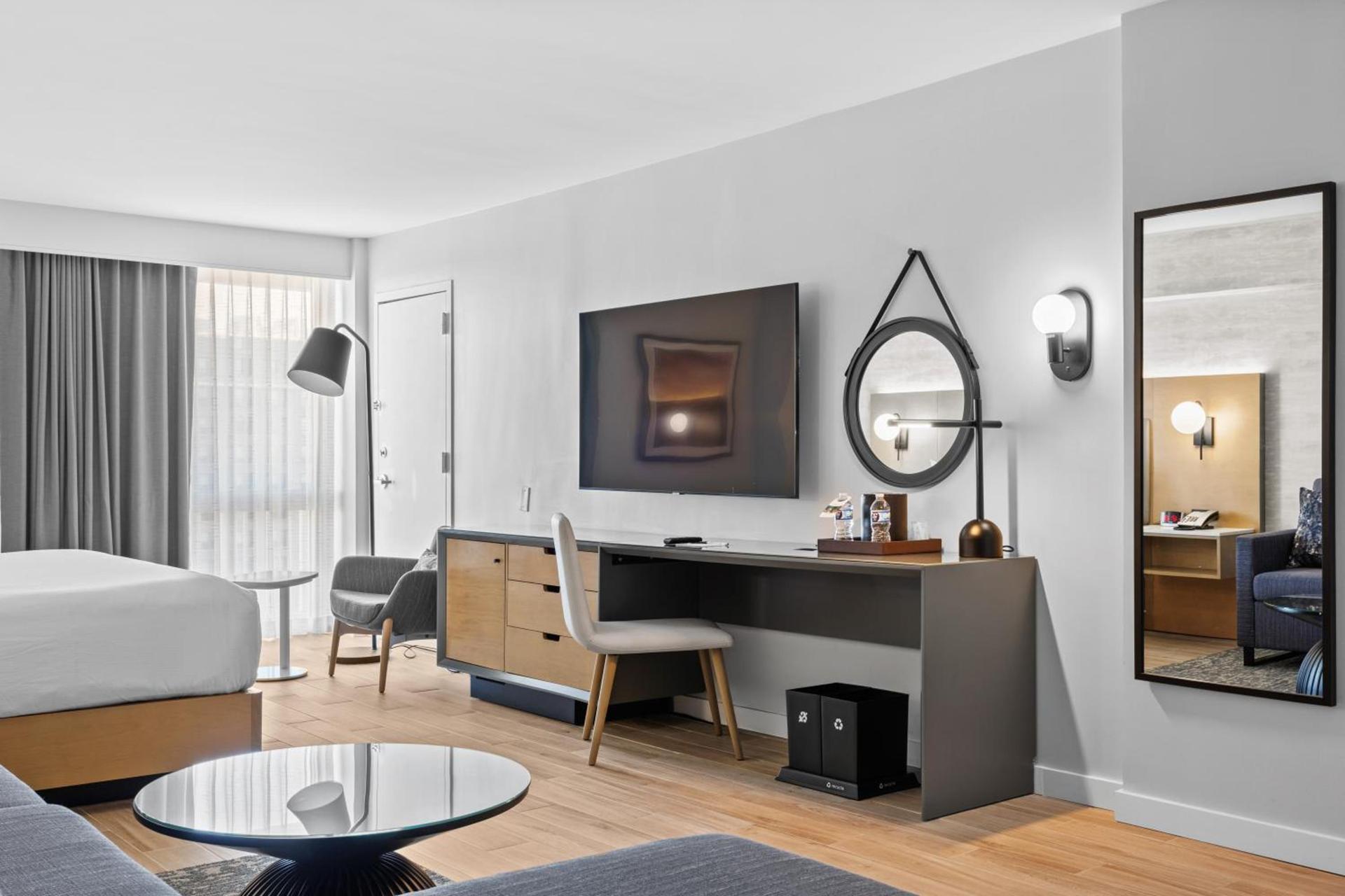 DoubleTree by Hilton New York JFK Airport photo 57