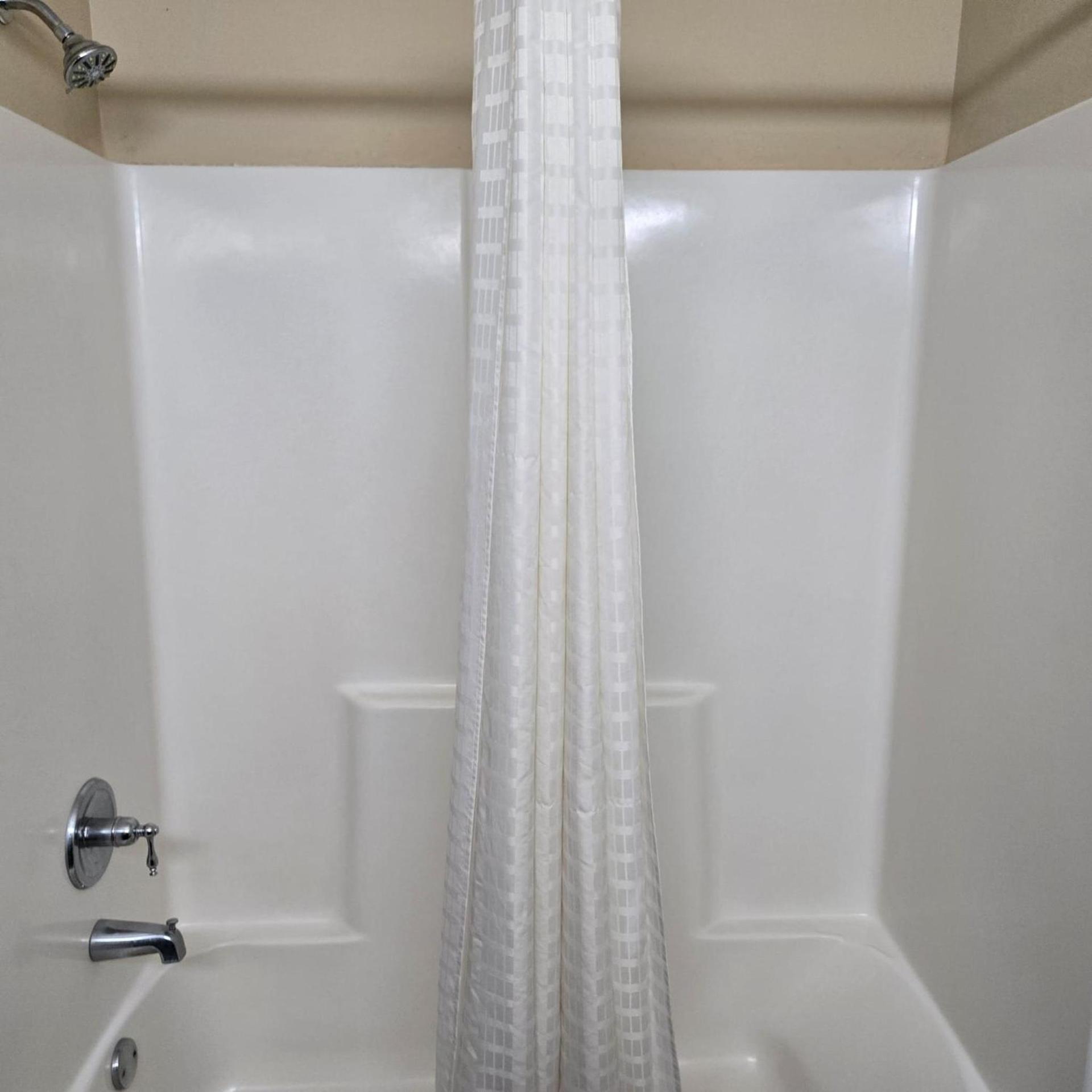 Karnes City Lodge photo 22