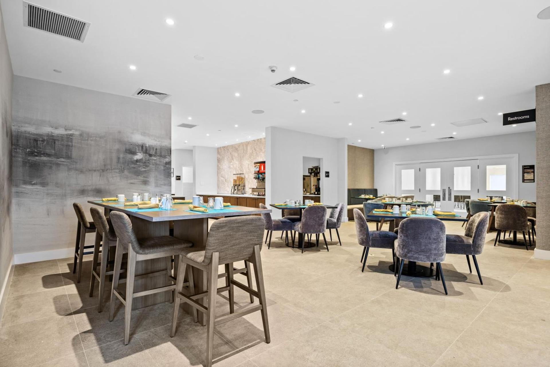 DoubleTree by Hilton New York JFK Airport photo 27