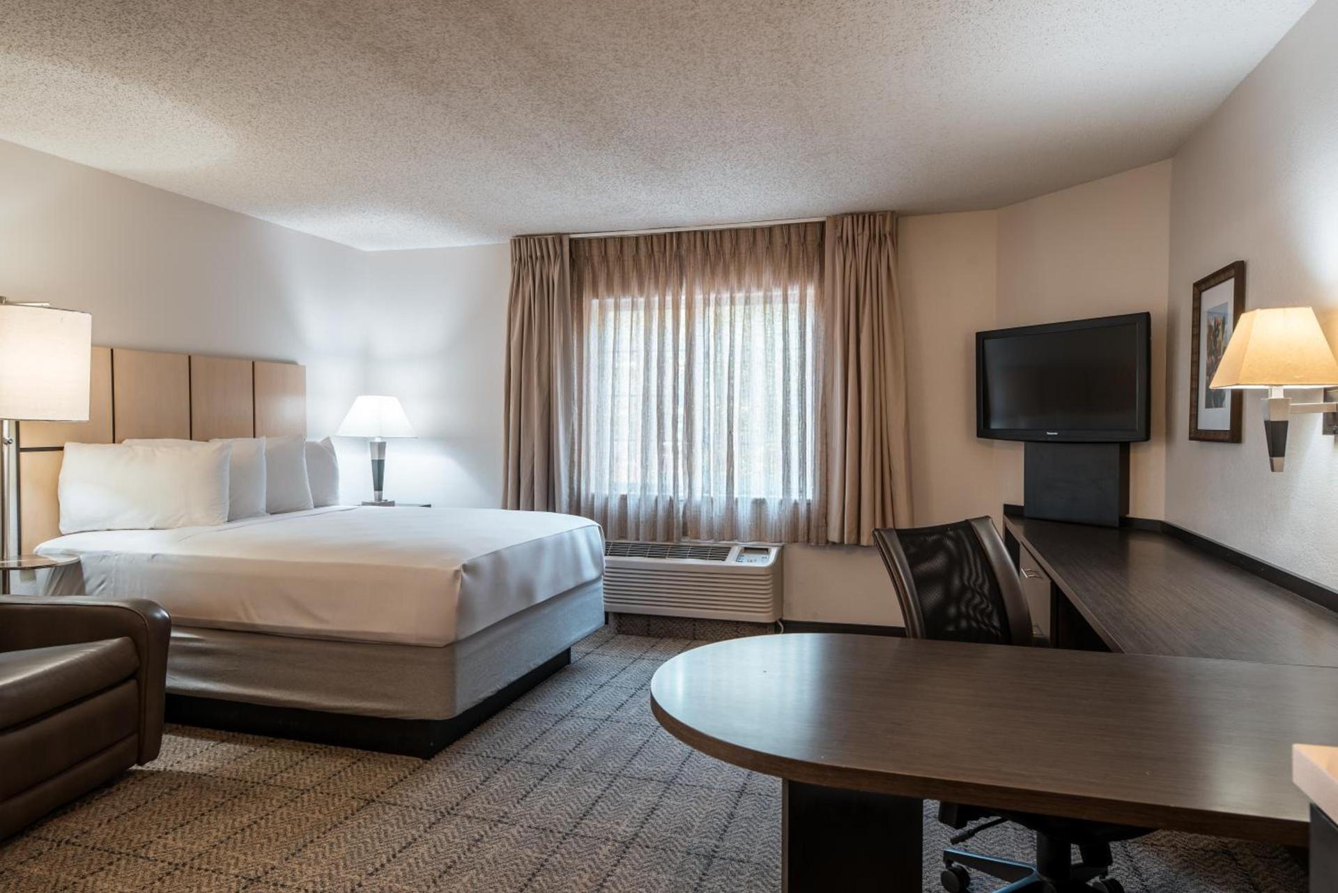 Sonesta Simply Suites Fort Worth photo 10