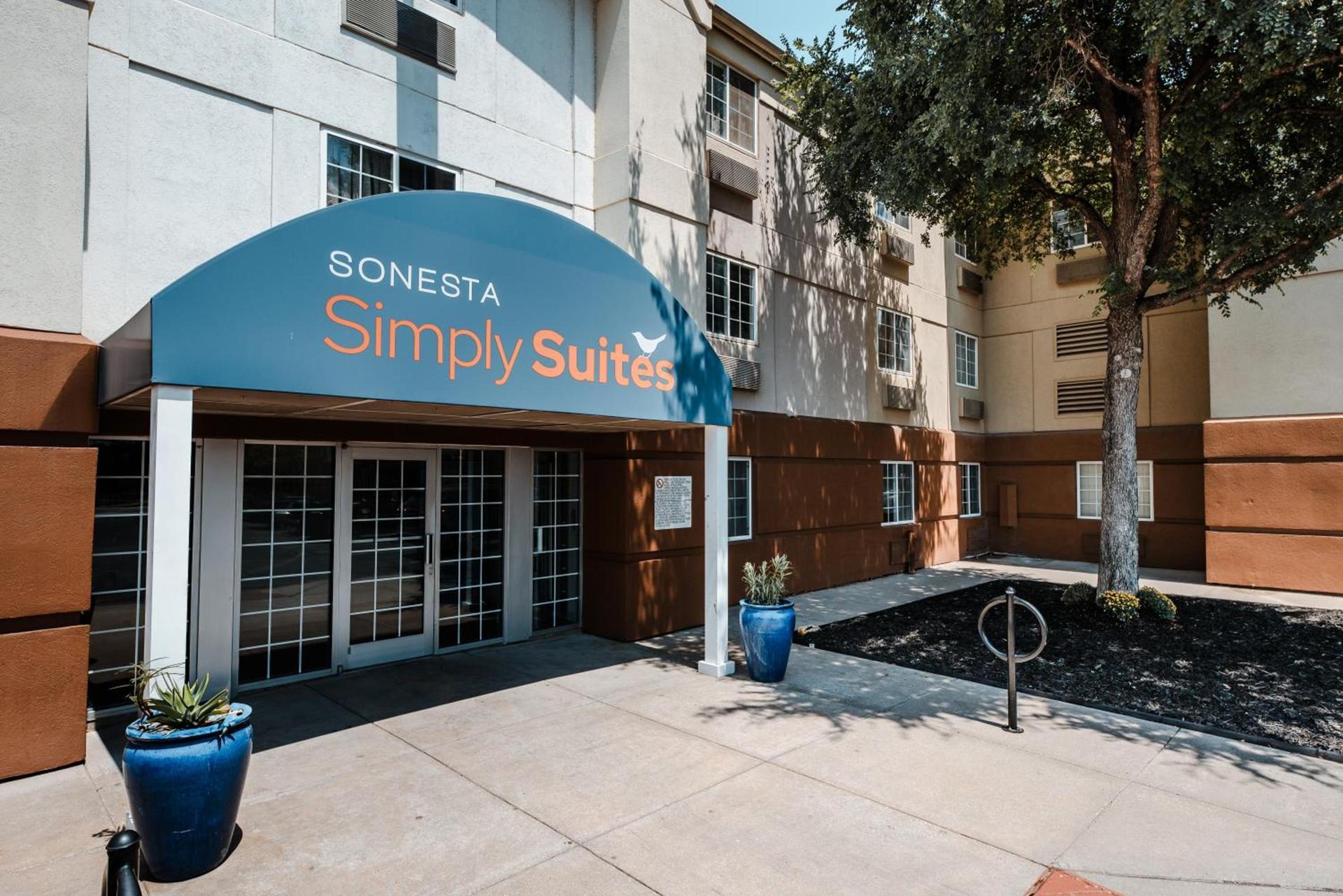 Sonesta Simply Suites Fort Worth photo 1
